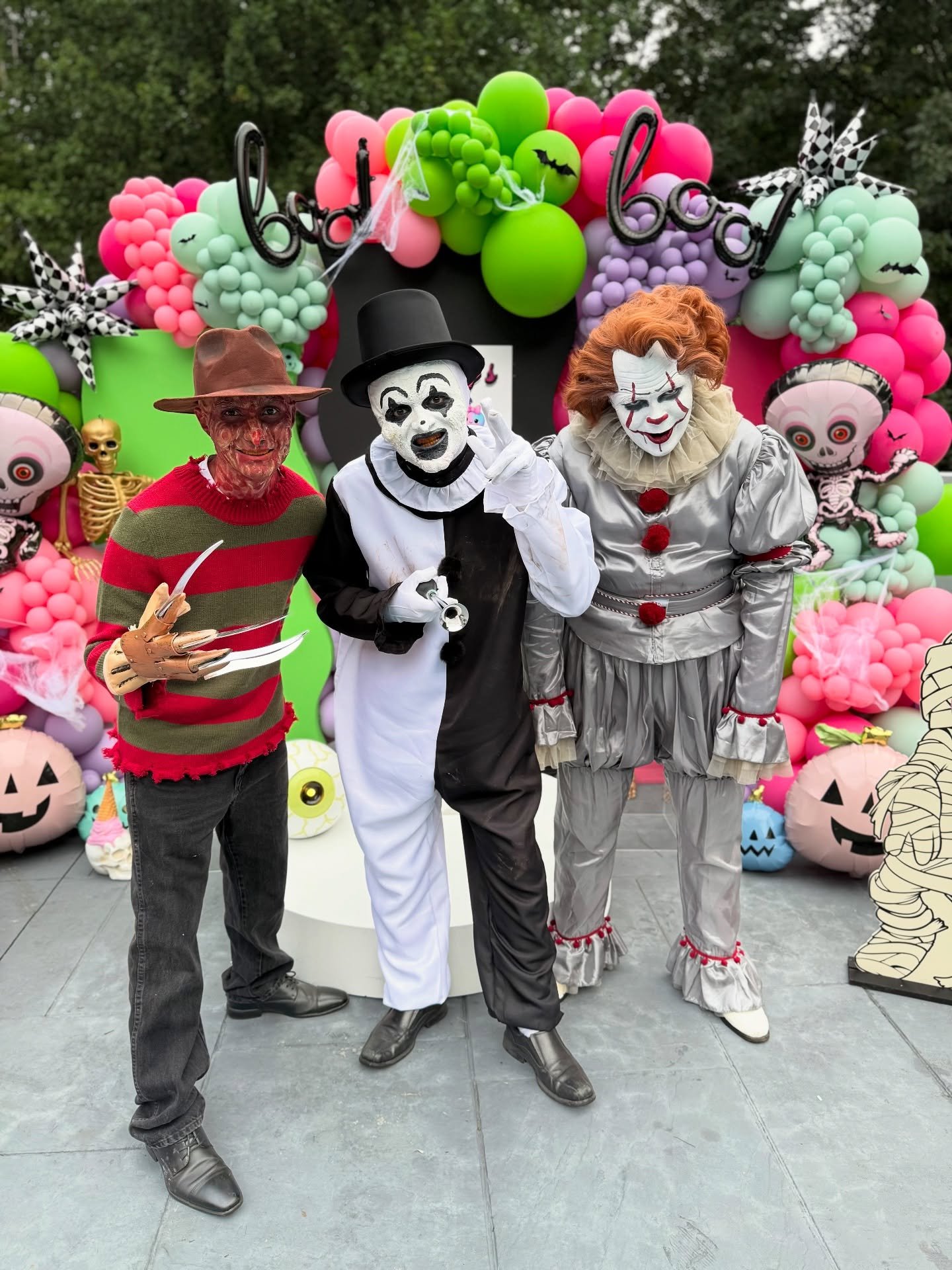 Today was not our usual "magical moments." It was more of a "spookiest nightmare." 👻🍁🎃🔪🩸🎈🤡

This was officially the craziest &amp; SCARIEST characters we've offered thus far. 🖤

We went from Frozen last year... to HORROR f