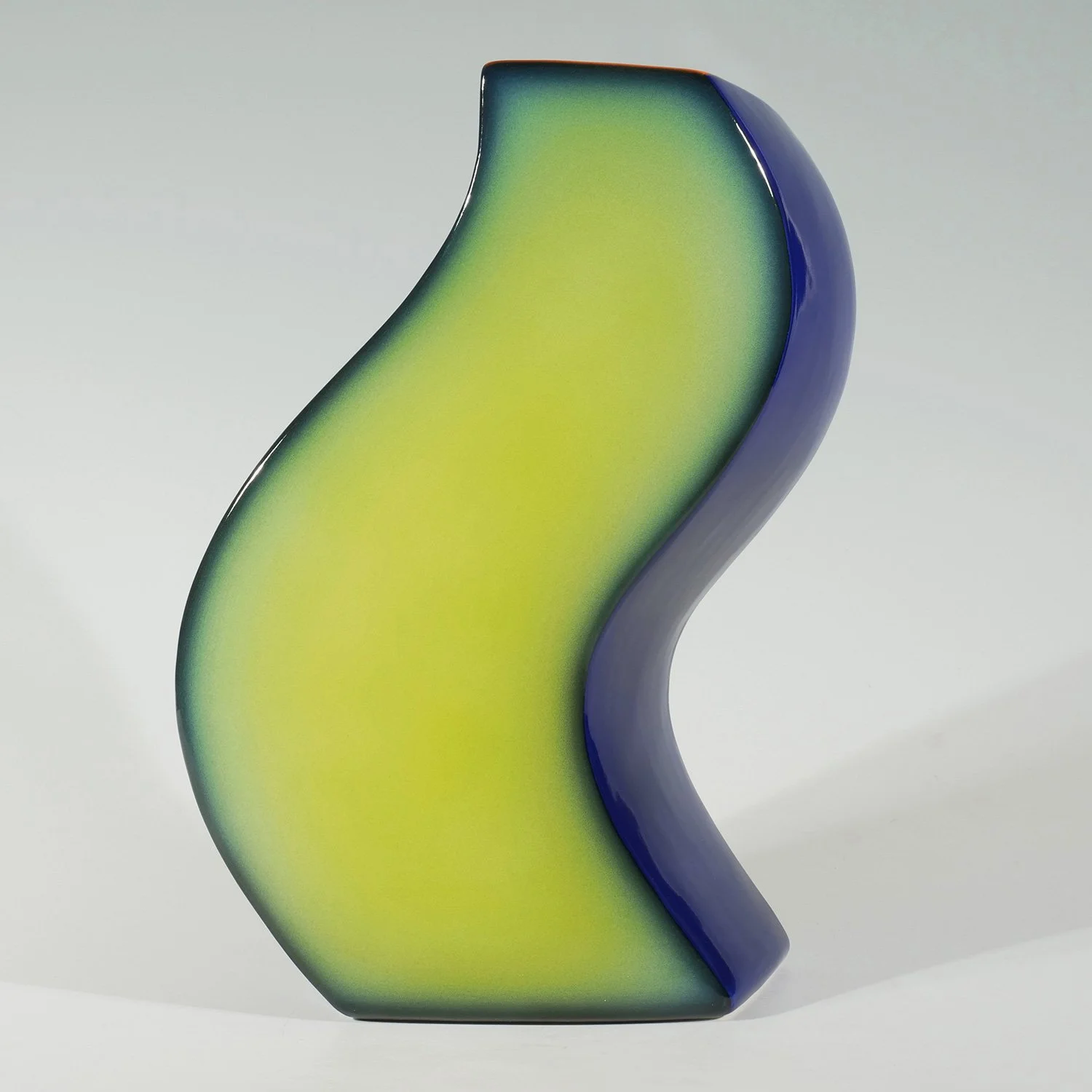 S-Vase---Green-4.jpg