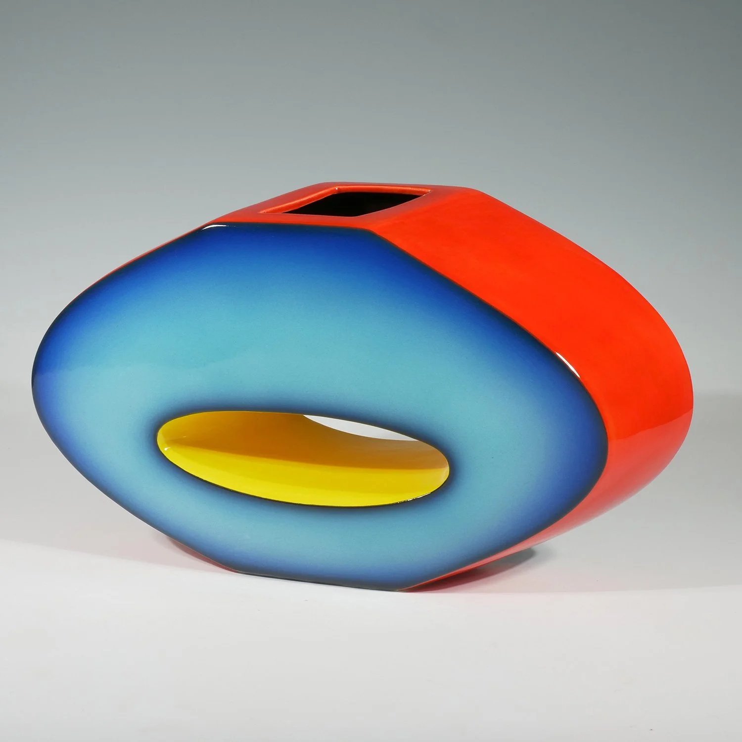 Oval-Vase---Blue-2.jpg