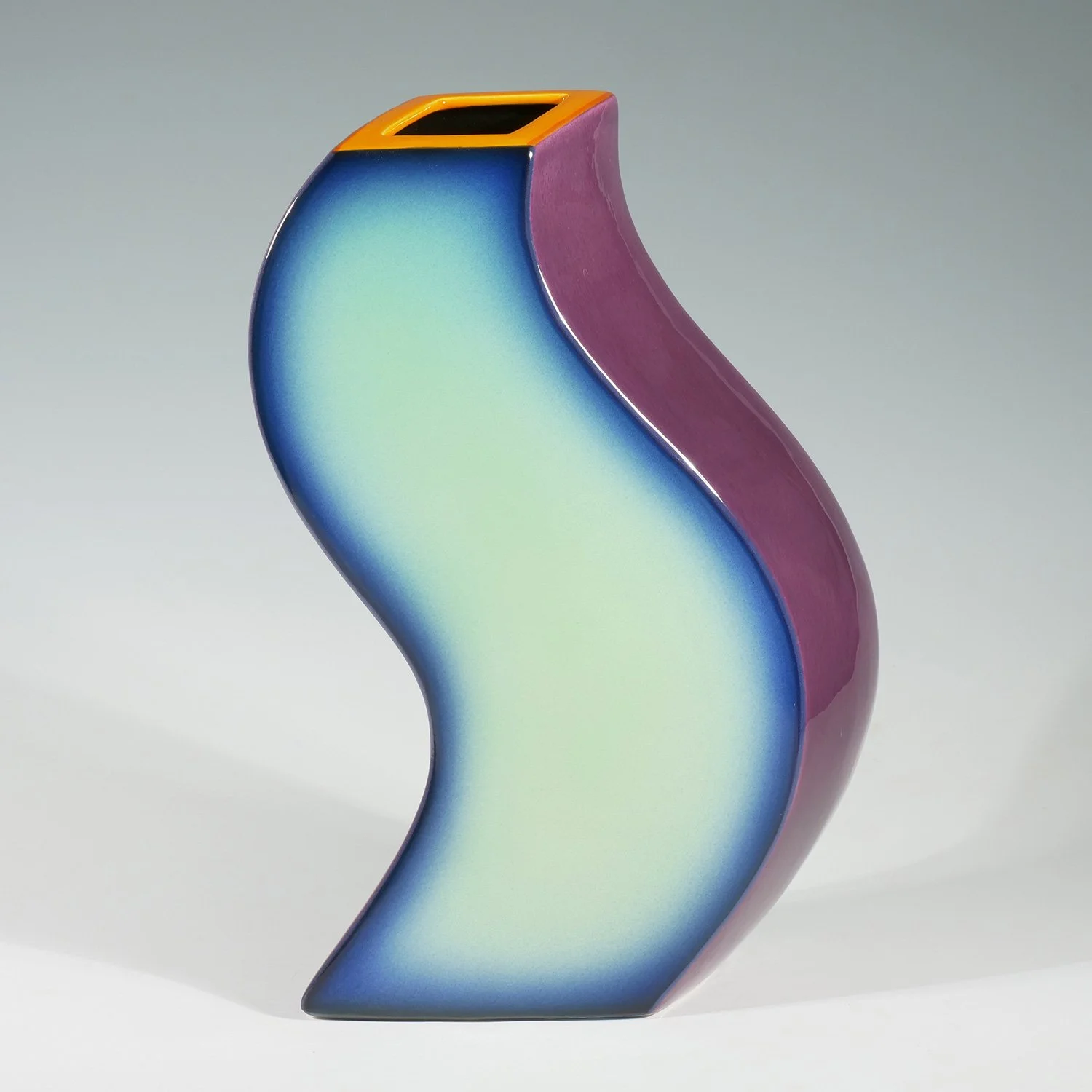 S Vase-Jade/plum-Maroon