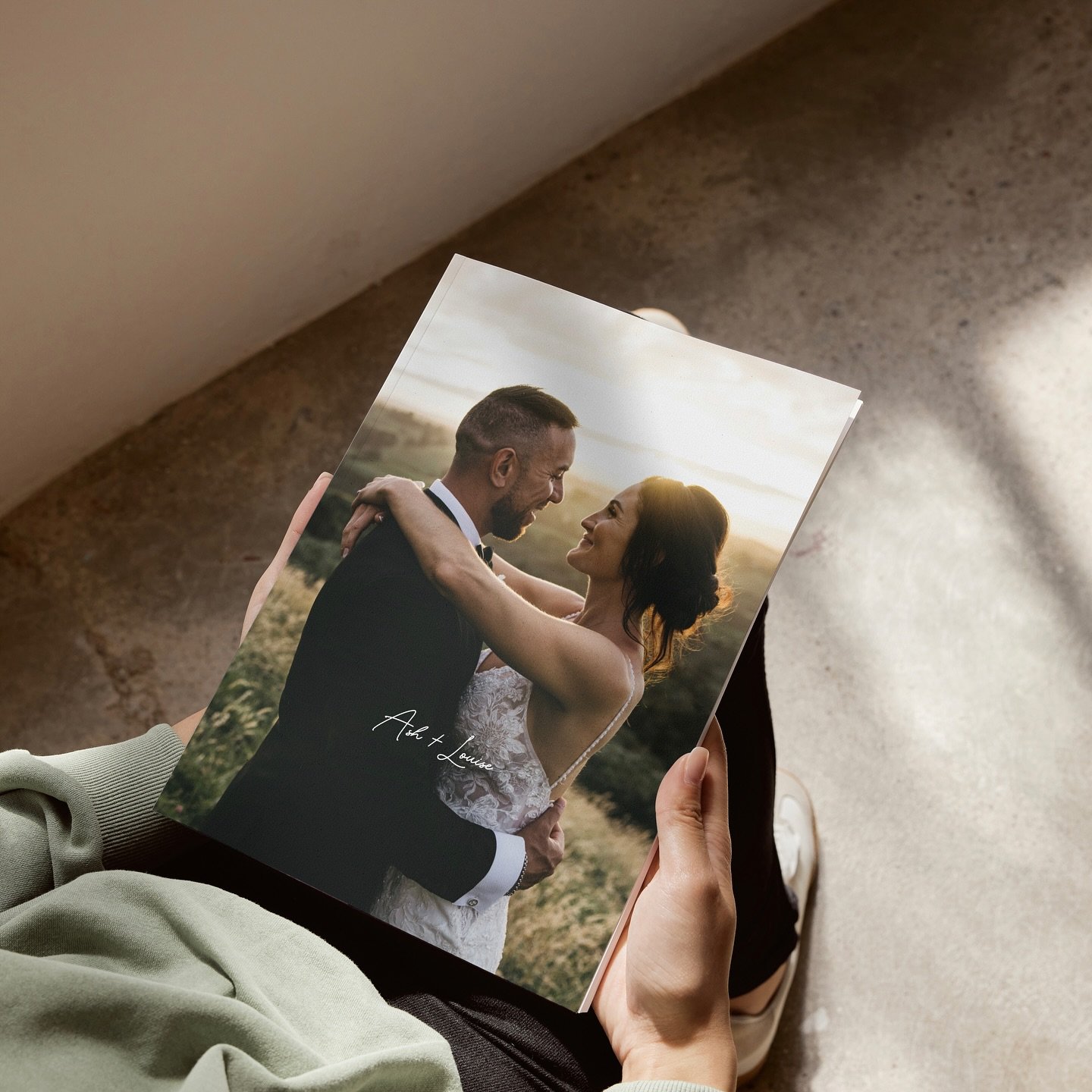 This is your sign to get your wedding photos printed. With wedding season done for 2025, now is the perfect time to design your wedding album and display 200+ photos in one place 🫶🏻
