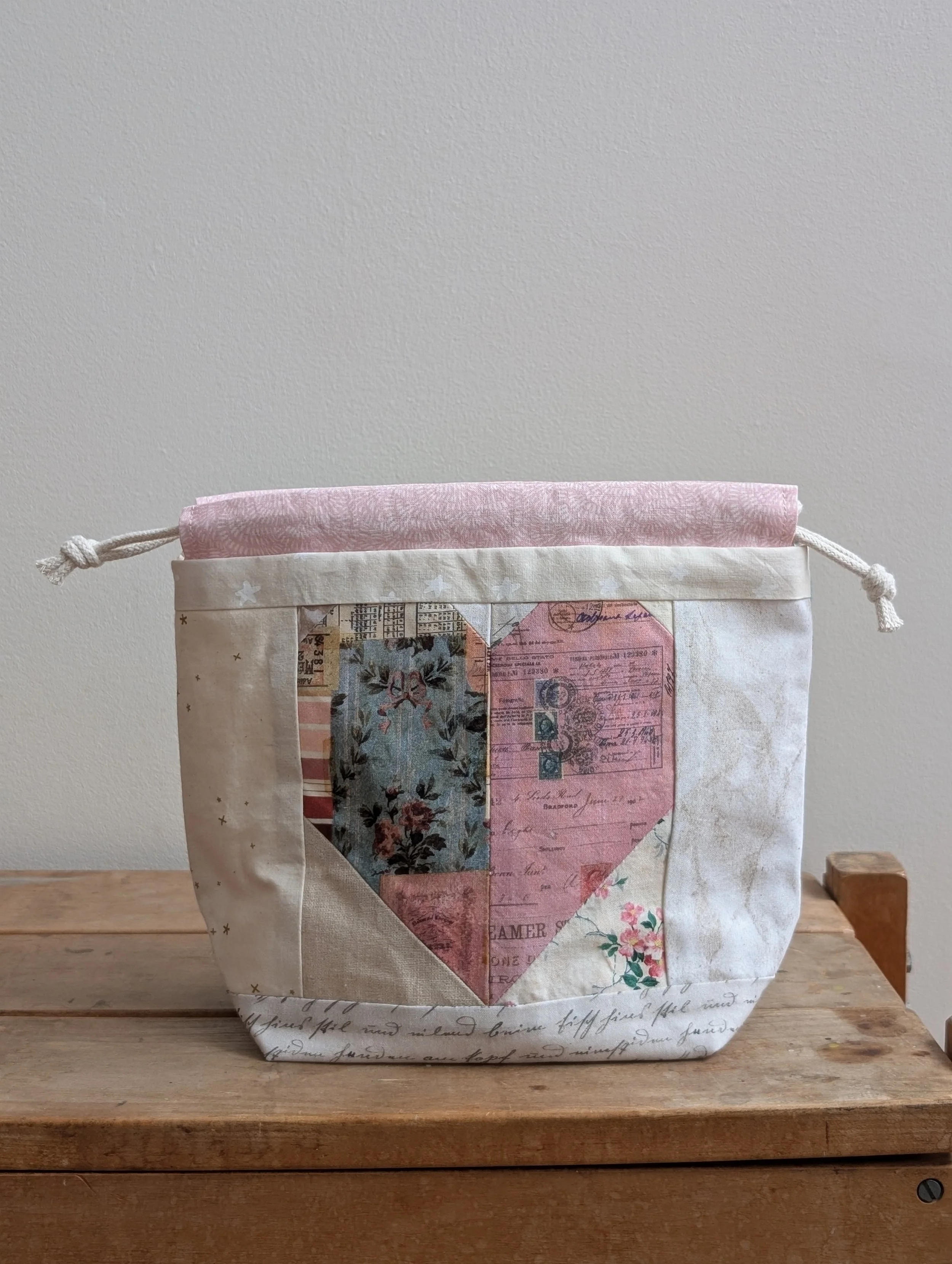 Love Letters Sock Bag - Bow Variation (fits a single skein)