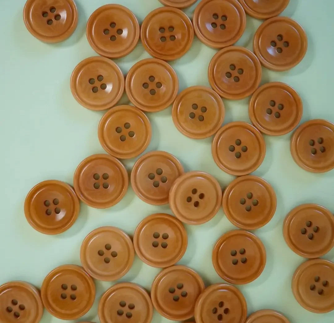 Caramel 3/4" Corozo Nut Buttons (set of 6)