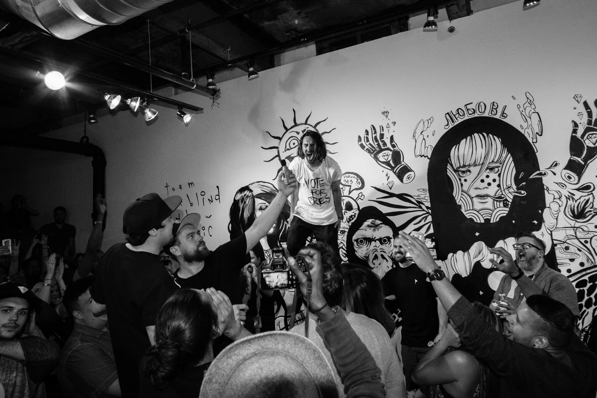 Secret_Walls_13_5-27-16_Sal_R-1.jpg