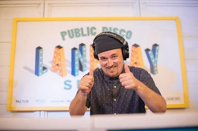 Keep your head up friends 🤍 Click to the link in our bio to watch our full video recording of @jessebrumusic's set last June in Alley Oop :)⠀
⠀
#musicbc #yvr #alleyoopvancouver #publicspace #publicdisco #lanewaydisco #laneways #explorebc #veryvancou