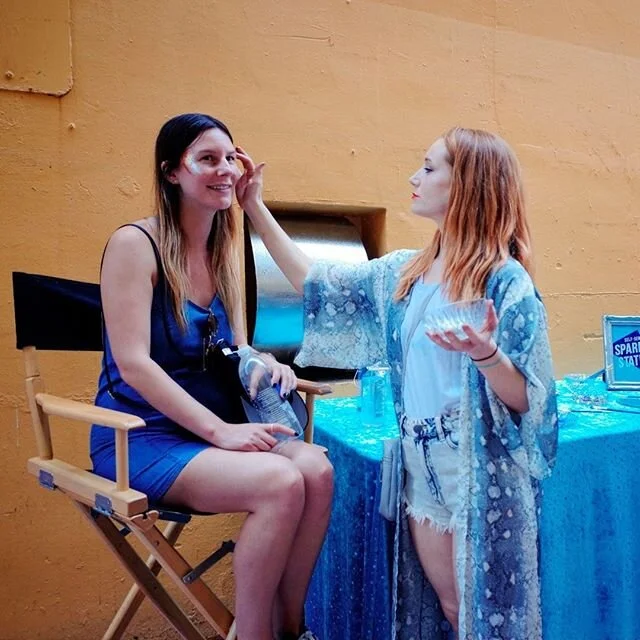 Appreciation post 😊 ⠀
⠀
Anyone that's helped out at our Sparkle Station knows that it takes stamina to put glitter on hundreds of people. We've got so much love and appreciation for all the smiles you put on peoples faces @jenajac. Thank you for hel