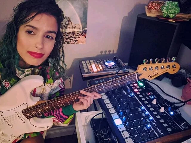 Get to know our artists for this Friday's stream: @atomicnuber88 & @notfortheireyes ⠀
⠀
• MUSIC •
ra / sol⠀
@atomicnumber88⠀
⠀
Currently based in Vancouver, ra / sol is a non-binary artist that has become notorious for their genre-spann