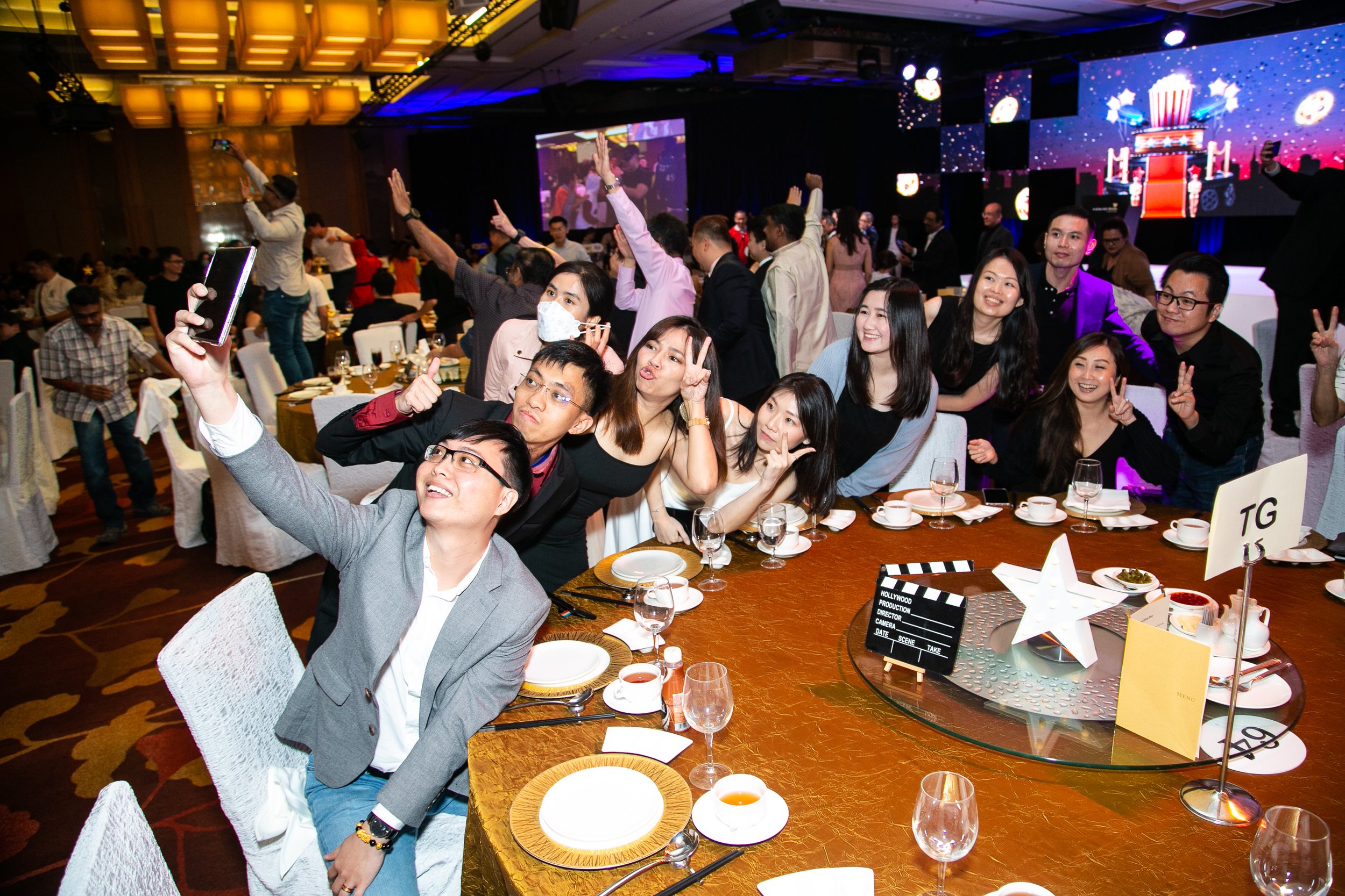into-e-projects-thermofisher-dinner-dance-blockbuster-5
