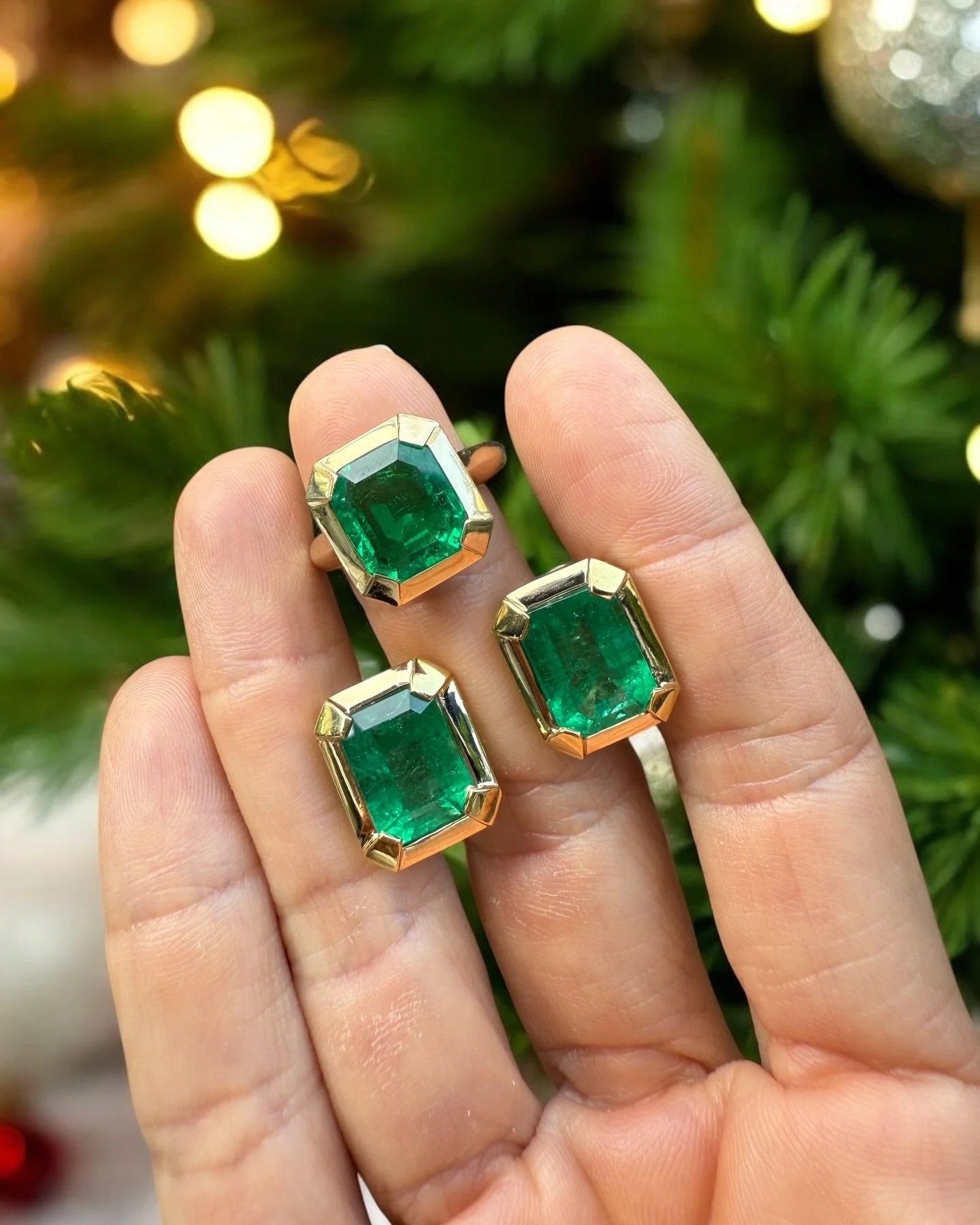 And we are finally in dec :) the month of festivities, spending time with family and taking a breather to reflect the past year 🤍. Still not done with creating some amazing pieces, so stay tuned for it dec creations.

But can we just take an appreci
