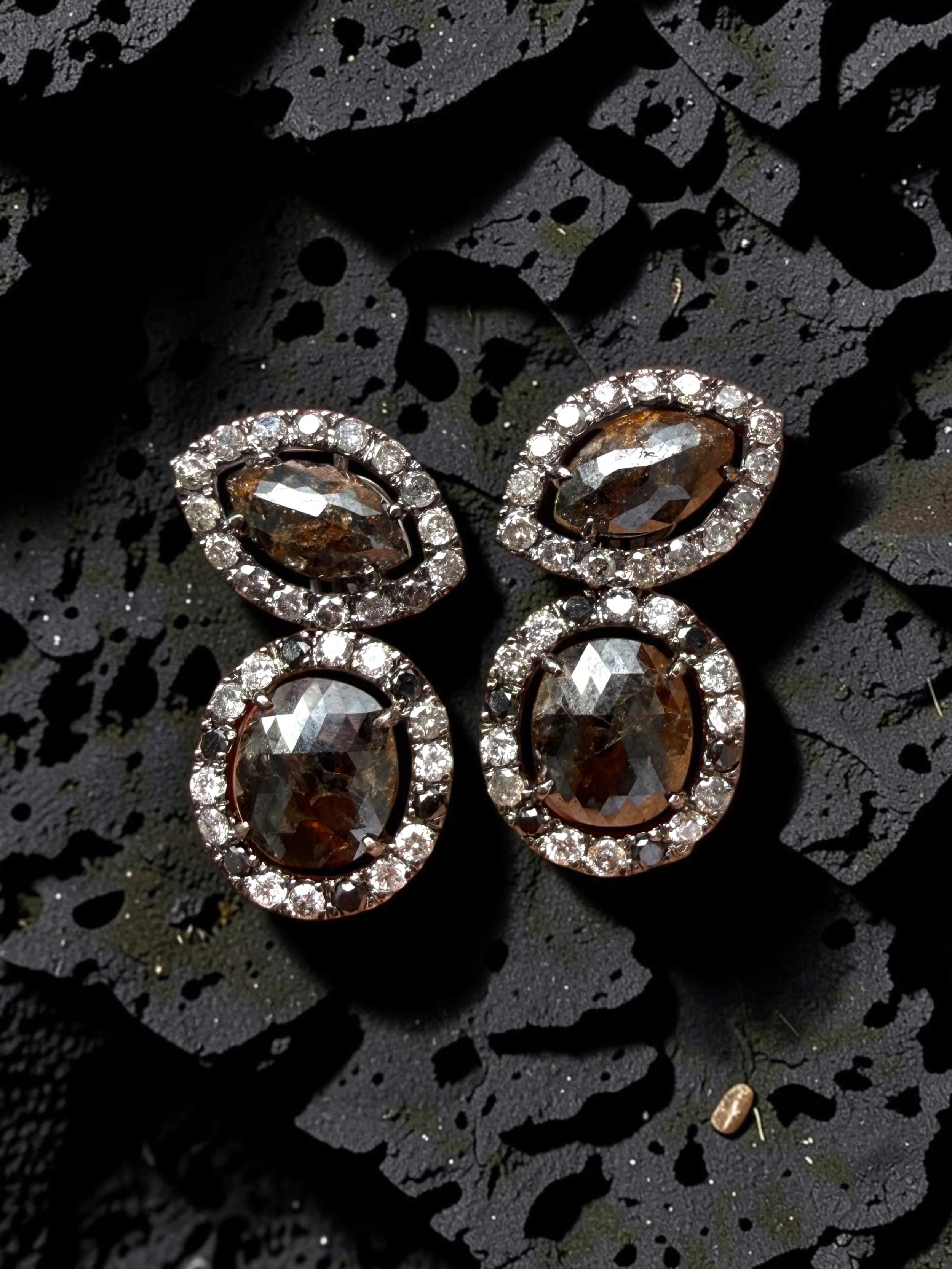 Introducing &ldquo;Diamond in the Rough.&rdquo;

Most people know diamonds as white, perfectly cut and polished to sparkle.

But diamonds can be so much more interesting than that.

Champagne. Honey. Brown. Grey. Smoky. Included. Uneven. Sometimes a 