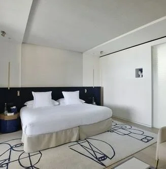 Junior Suite Cour 2.JPG
