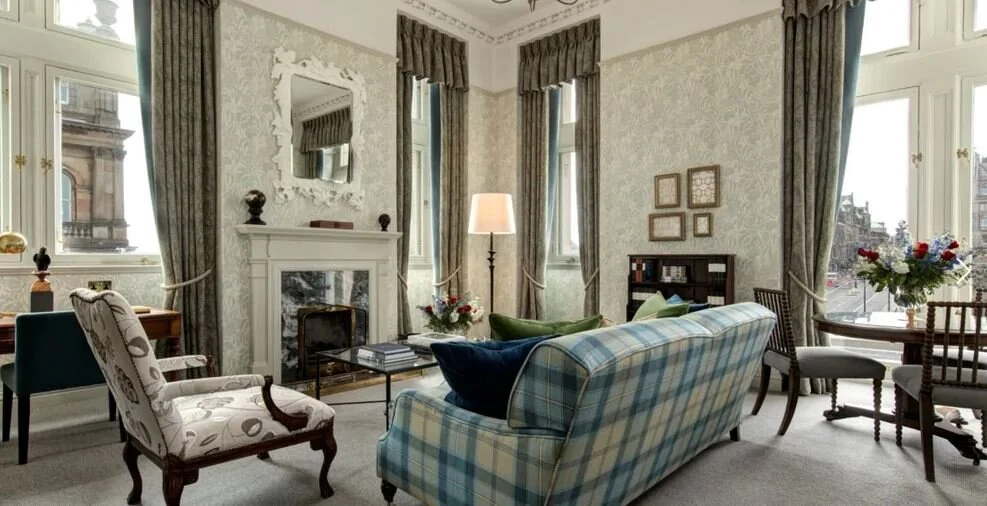 Balmoral Suite 1.JPG
