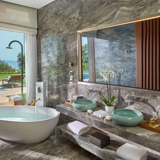 paradise bay suite.JPG