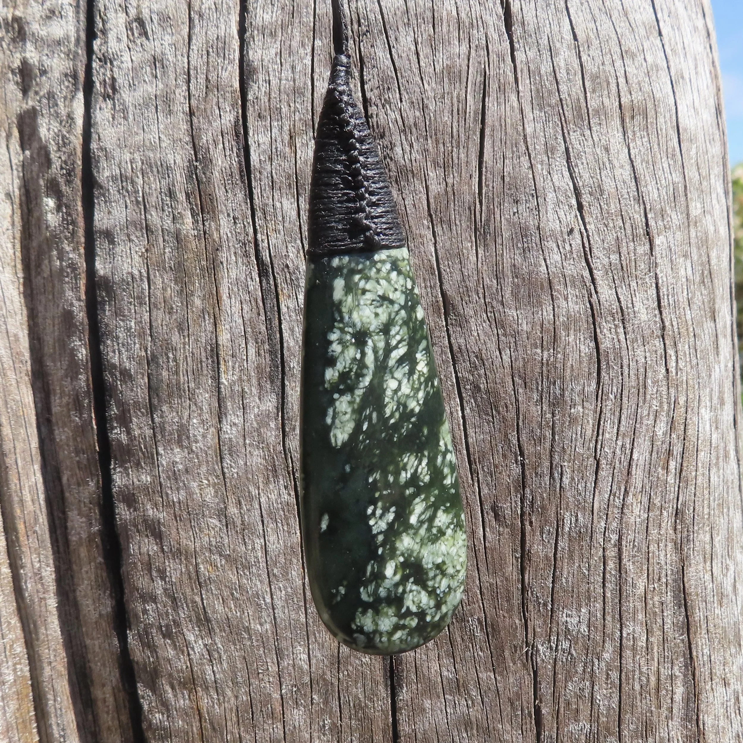 jadecarvernz.com, Drop pendant,JC29,.JPG