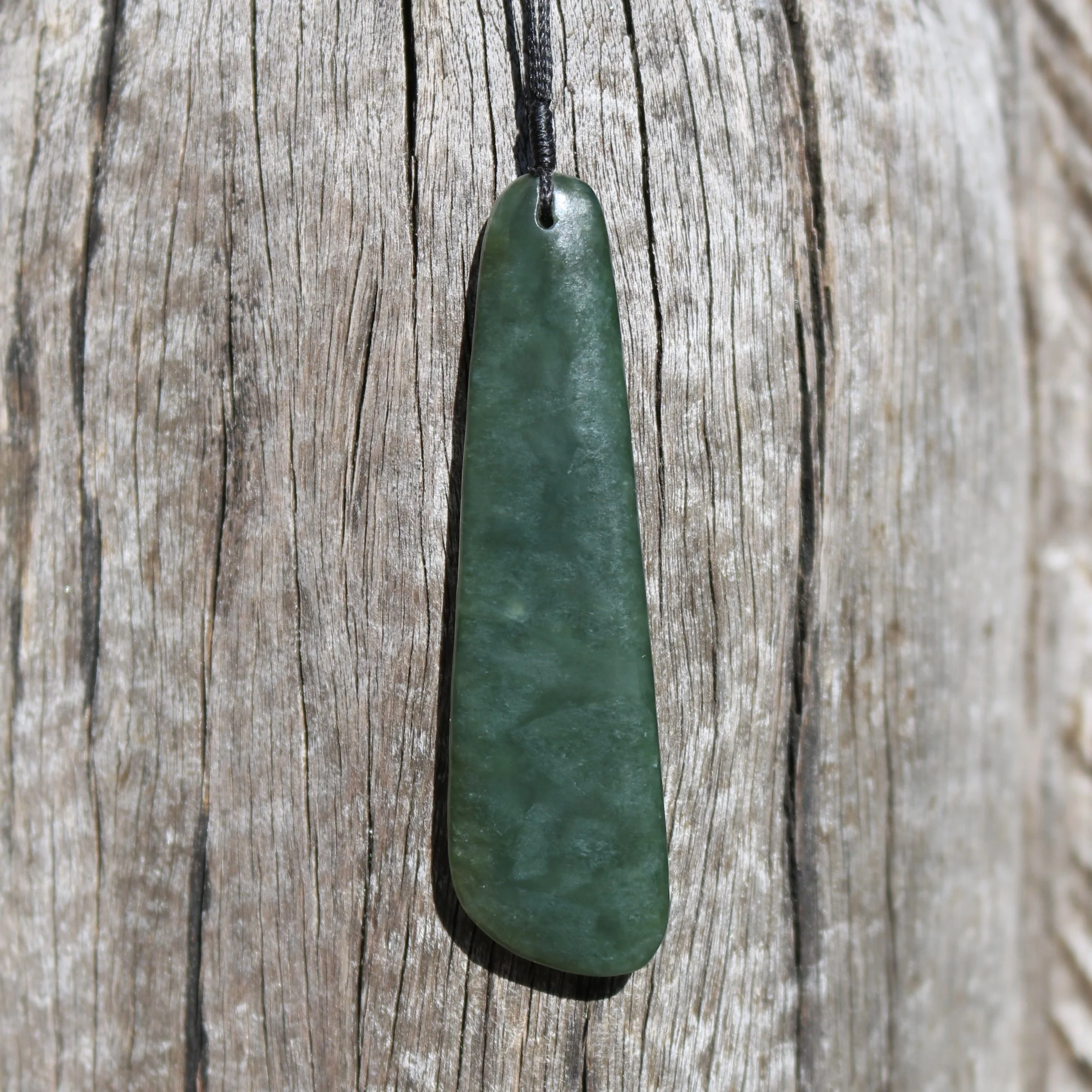 Jade Pendant, jadecarvernz.com, Geoff Williams, JC33.JPG