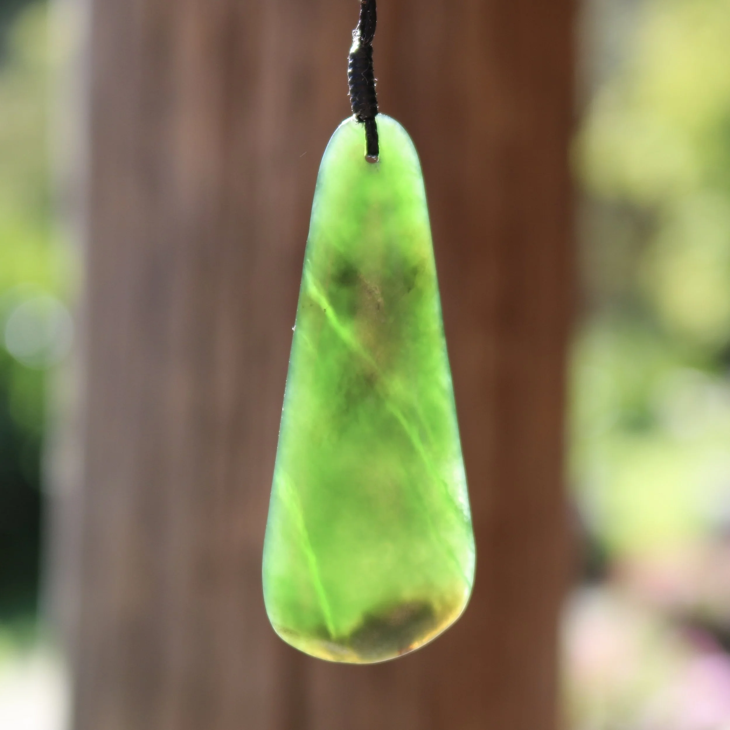 Jade Pendant, jadecarvernz.com, Geoff Williams, JC37.,.JPG