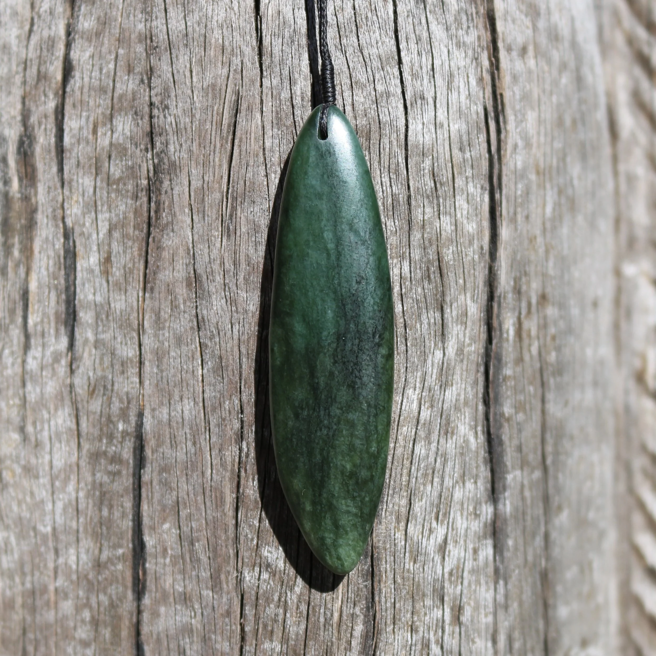 Jade Pendant, jadecarvernz.com, Geoff Williams, JC34.JPG