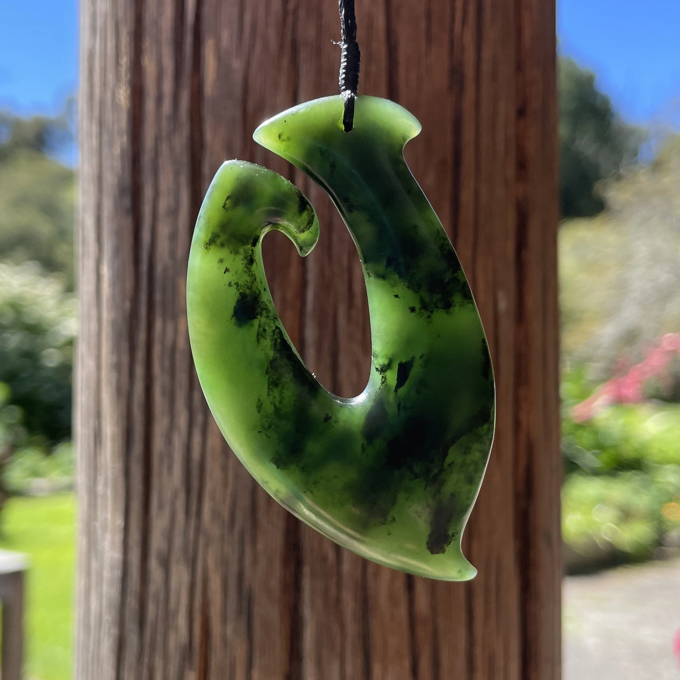 Geoff Williams, jade carver,jade fishhook, greenstone fishhook,JC3..JPG