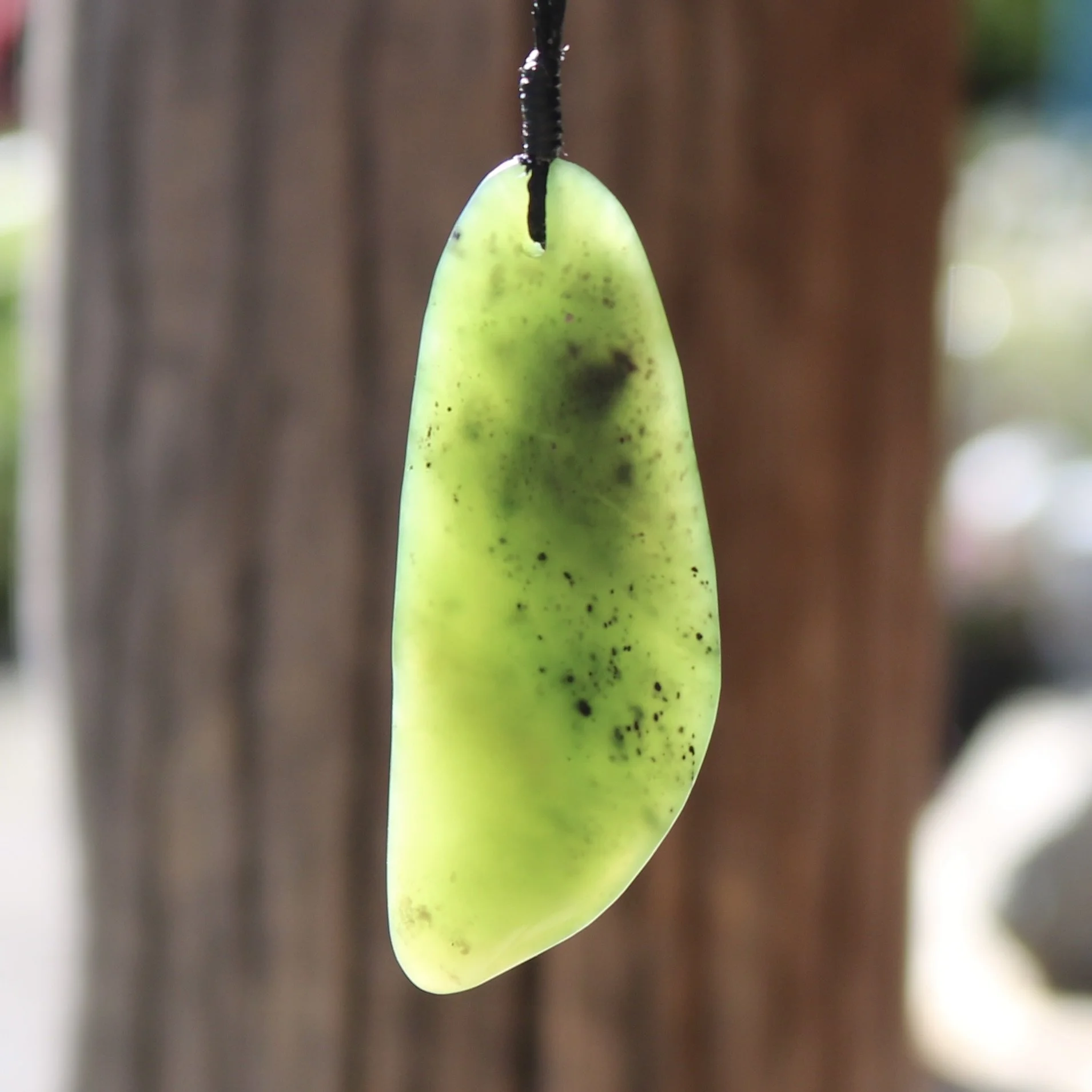 Jade Pendant, jadecarvernz.com, Geoff Williams, JC35.,.JPG
