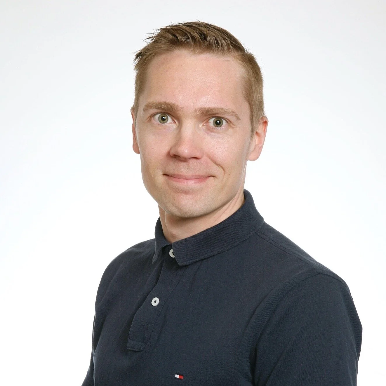 Fysioterapeutti, lymfaterapeutti, lähihoitaja Tuomas Tenkanen.