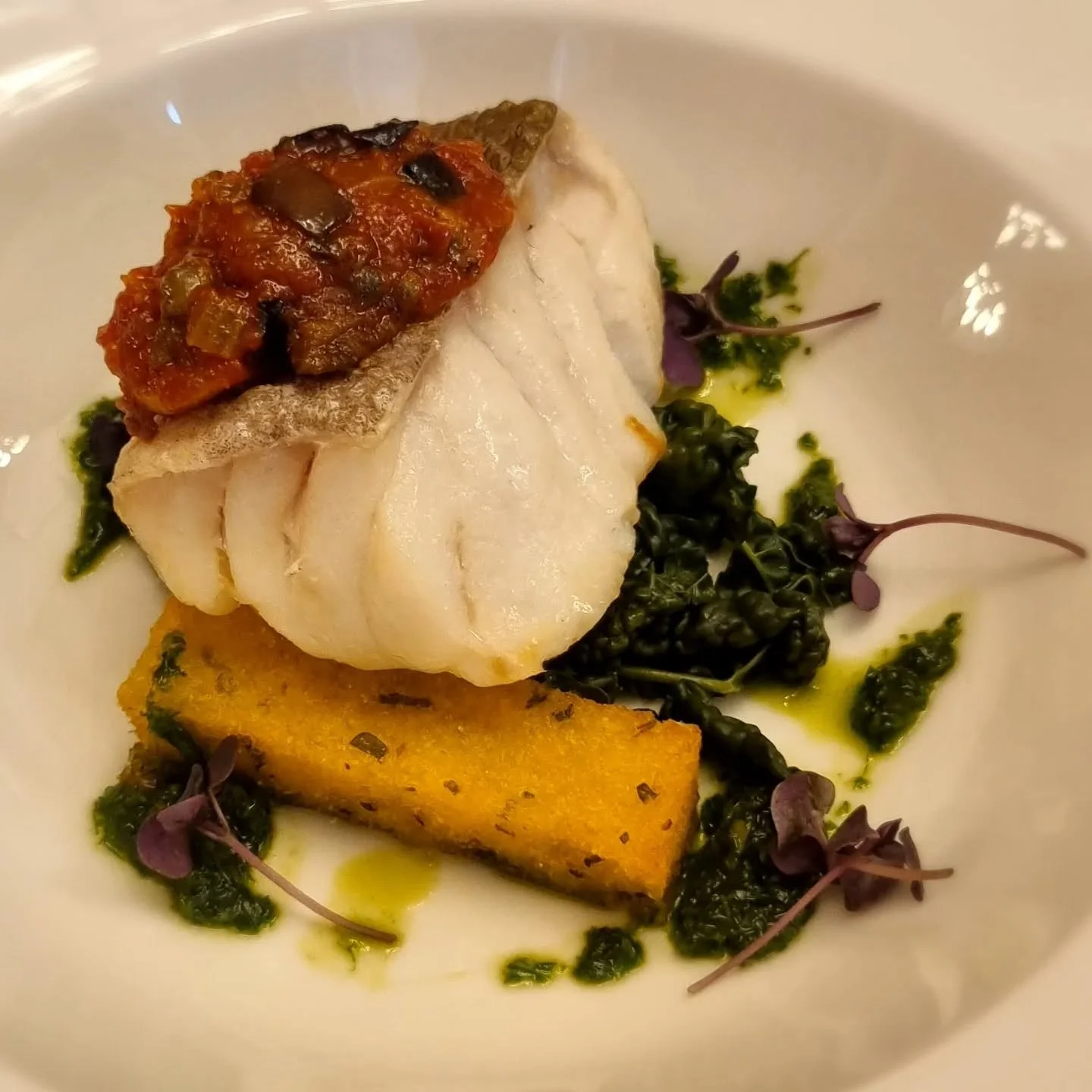 Host an event @visitlambethpalace and you'll experience delicious cooking in this spectacularly historic venue. Highly recommended. #lambethpalace #leadingvenues #LVL ##historicvenue #eventprofs