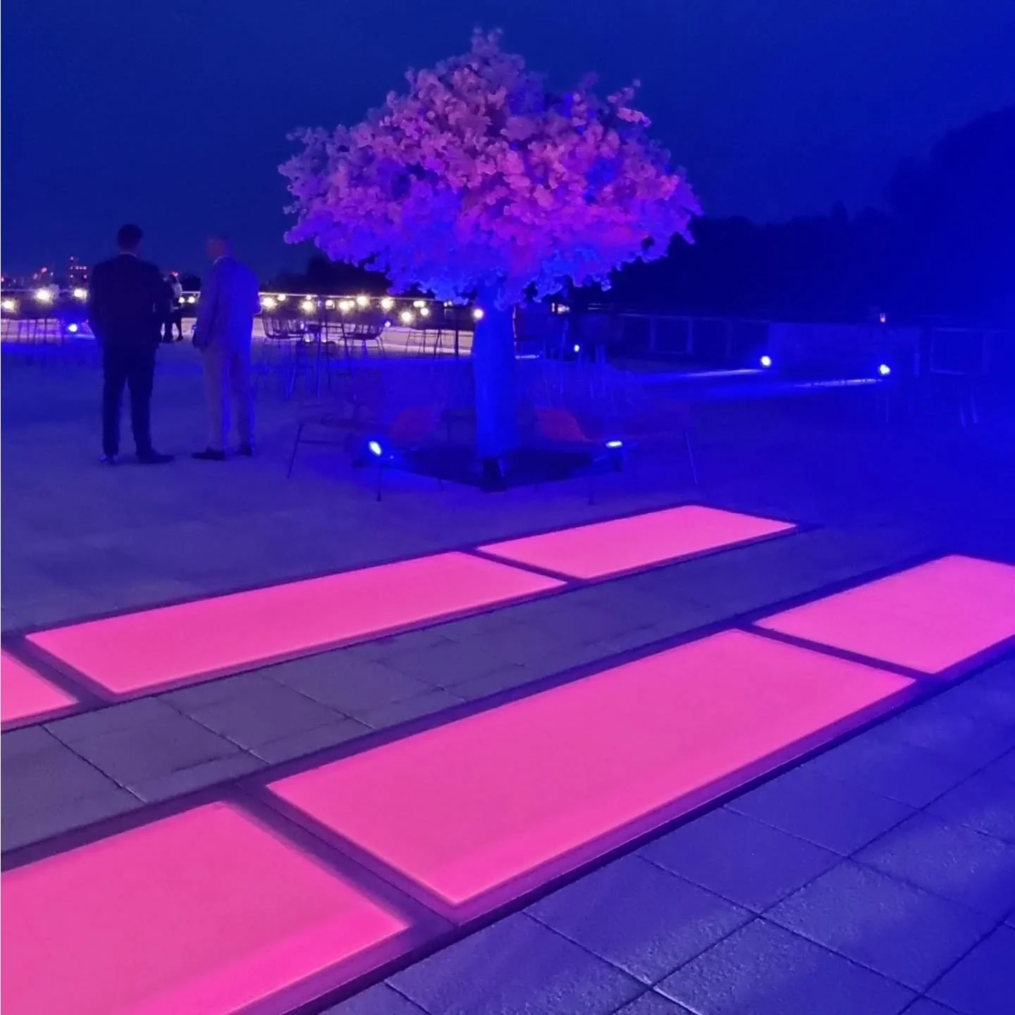 Super evening at the (re) launch of @harrowschoolvenues. Huge terrace overlooking London with attached inside reception area with the same view. Downstairs area with dining for 200+.
Outstanding canap&eacute;s @kanishkamayfair @chefatulkochhar and @a