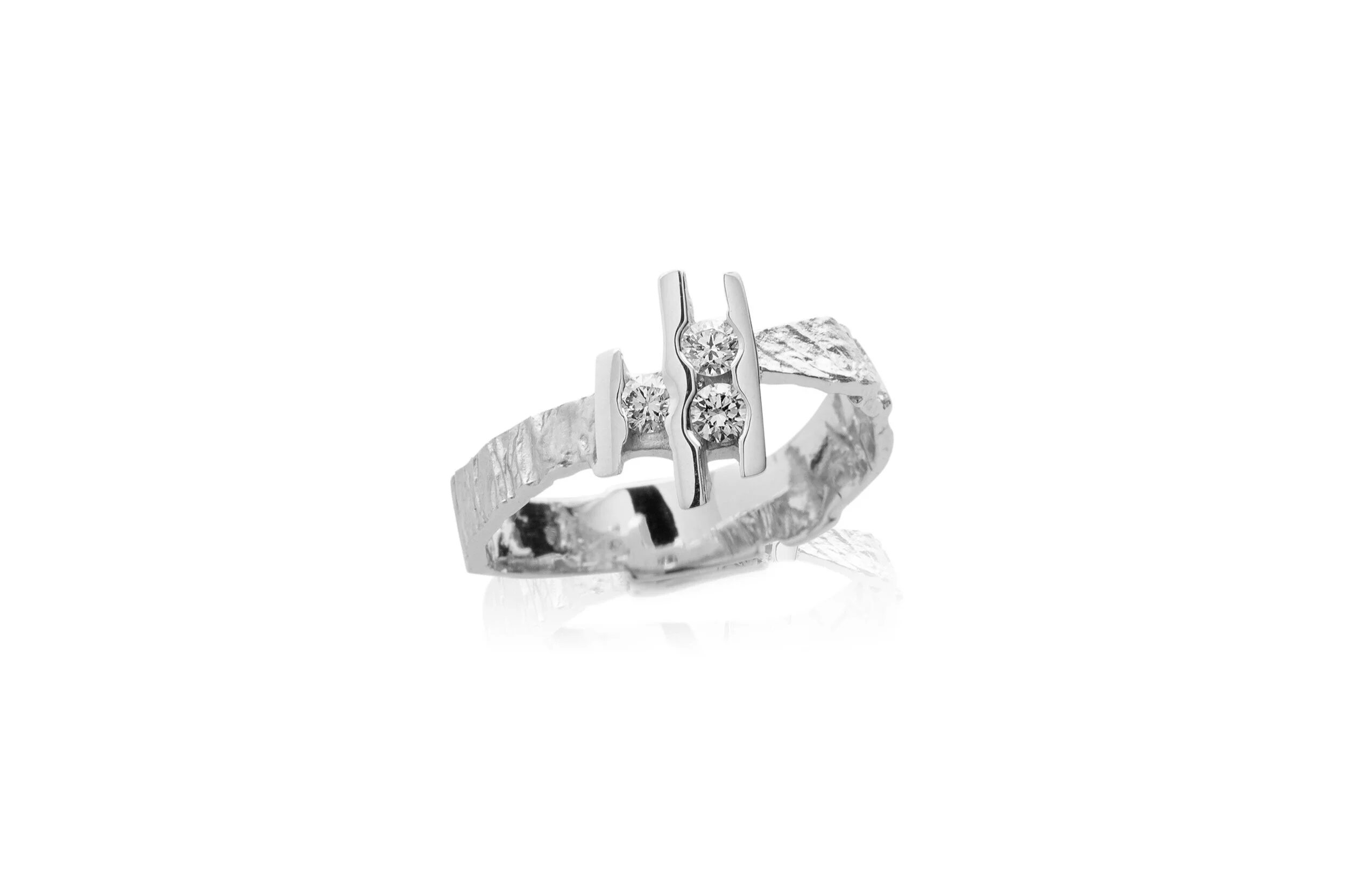 Laurent_Tschiegg_Joaillier_Bijoux_Alsace_Bague-Ecorce-T128GD3.jpg