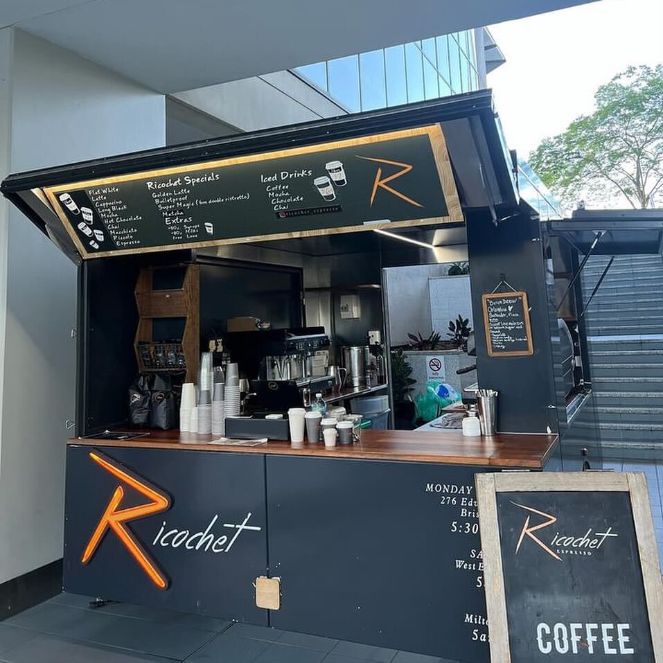 Happy Thursday Everyone!
We are open 📍McDugall St, Milton ( Kings Row Offices ). 
Open : Mon to Fri 6.30 - 12.30

Grab a coffee and say hi to us :)

📍Edward St : Mon to Fri 5.30 - 4.00
📍Turbot St : Mon to Fri 6.00 - 1.30

#brisbane #brisbanebarist