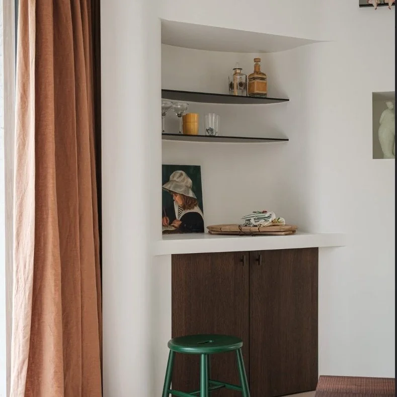 Rust in je interieur met fijn en exclusief maatwerk - perfect afgewerkt.

Maatwerk by @ainterior_interieur
Design by @valerievanermen

Heb je binnenkort maatwerk, inbouwkasten of deuren op maat nodig ? Ben je nog op zoek naar een interieurbouwer die 