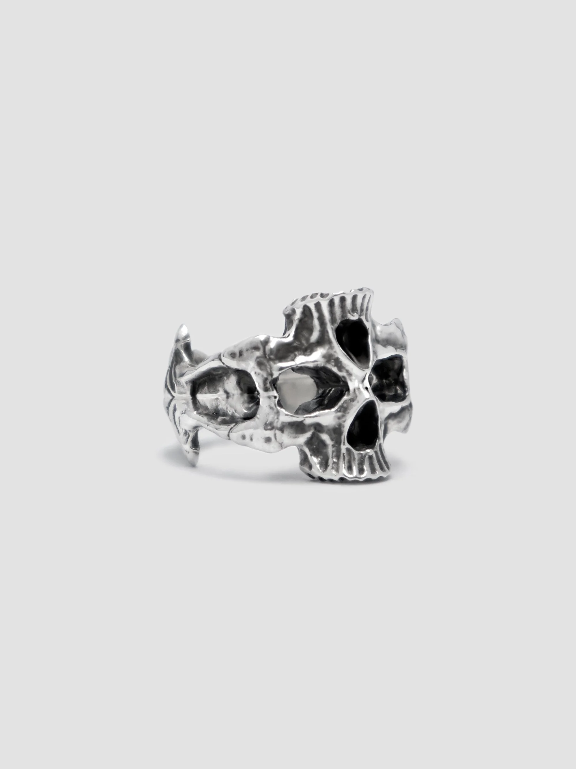 Merged stack in sterling silver/classic finish.