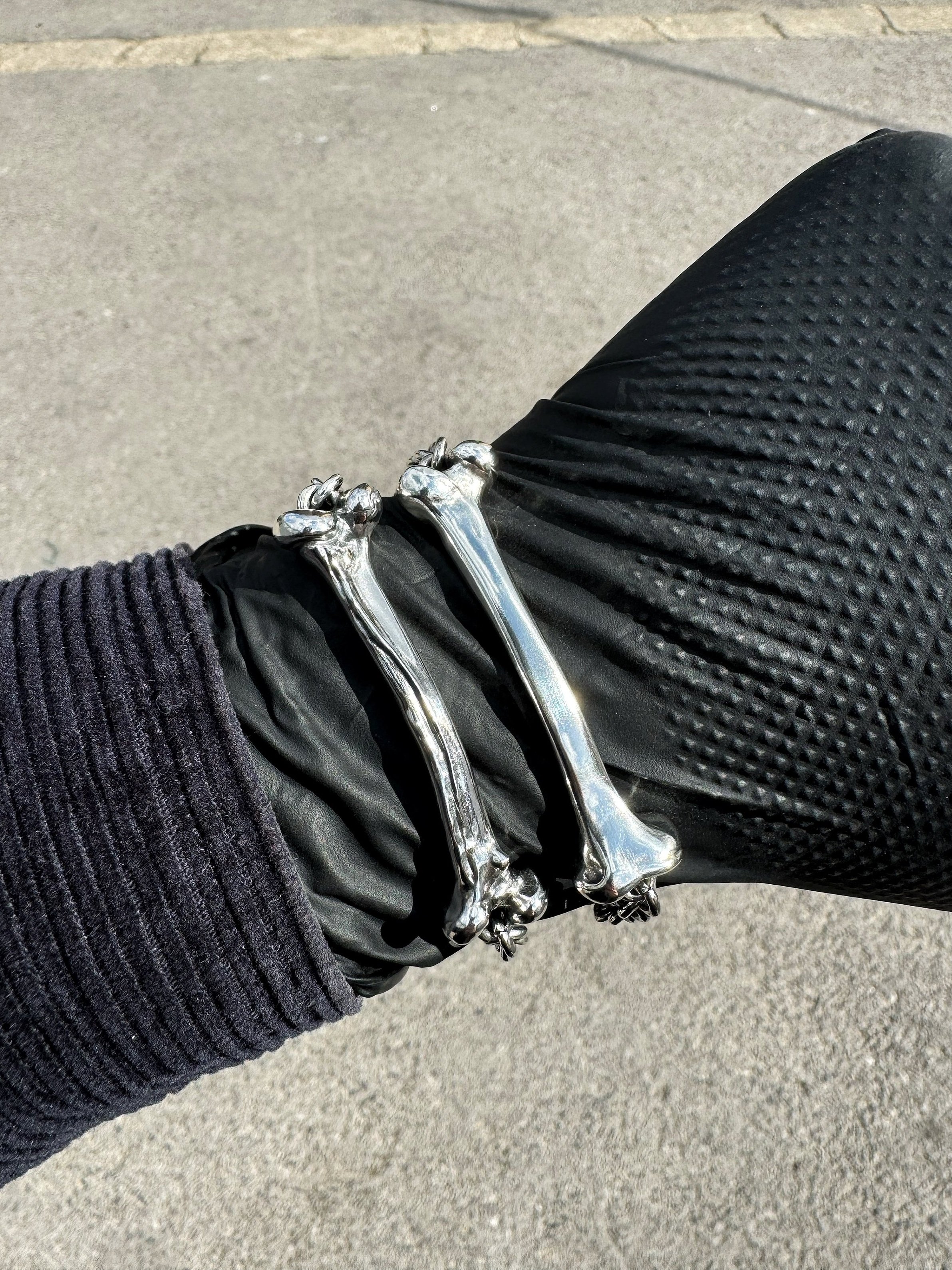 BARE-WRIST+CONTEXT+IMG+02.jpg