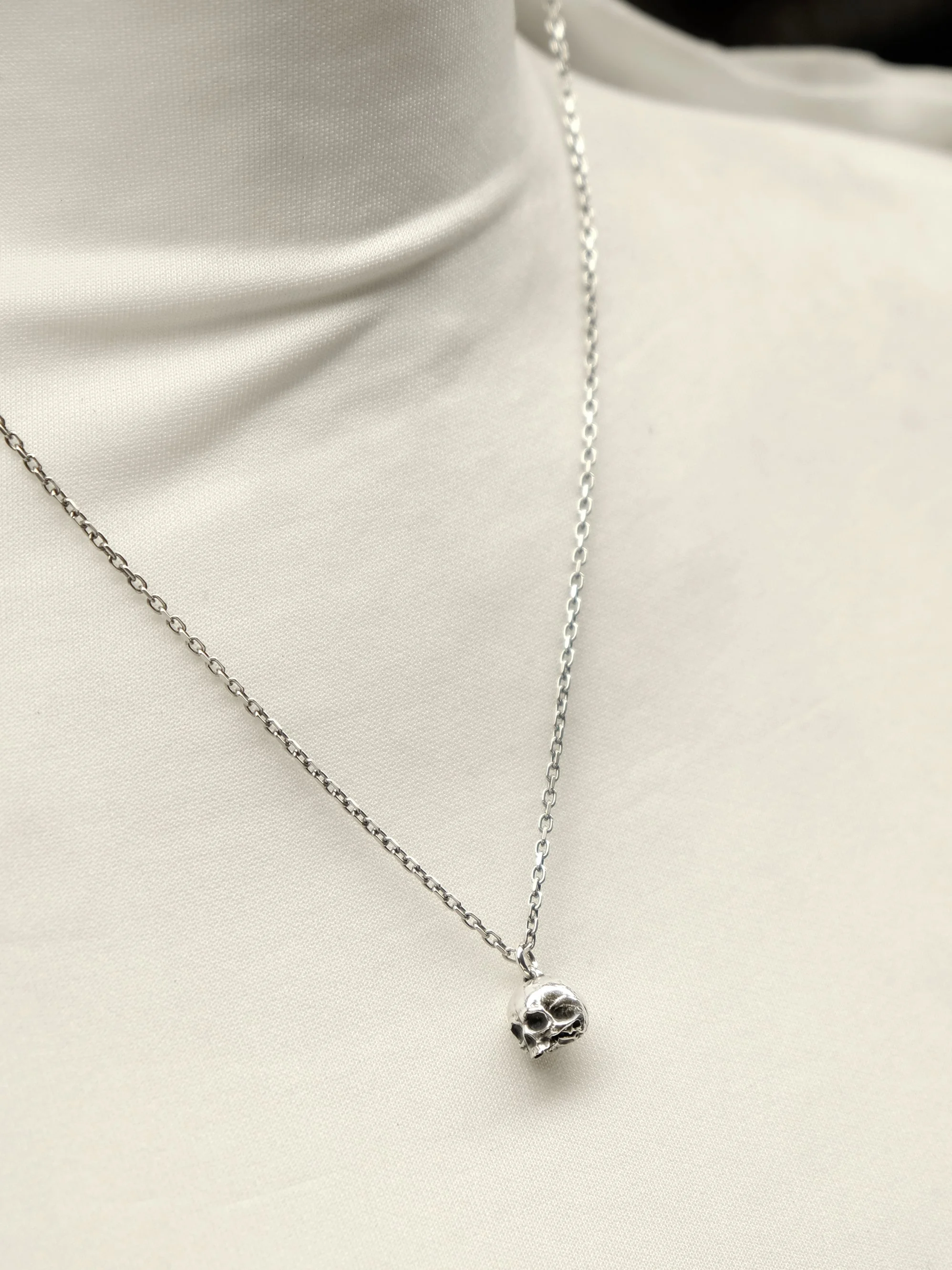 05.2 NO JAW SHOP IMAGE MANNEQUIN.jpg