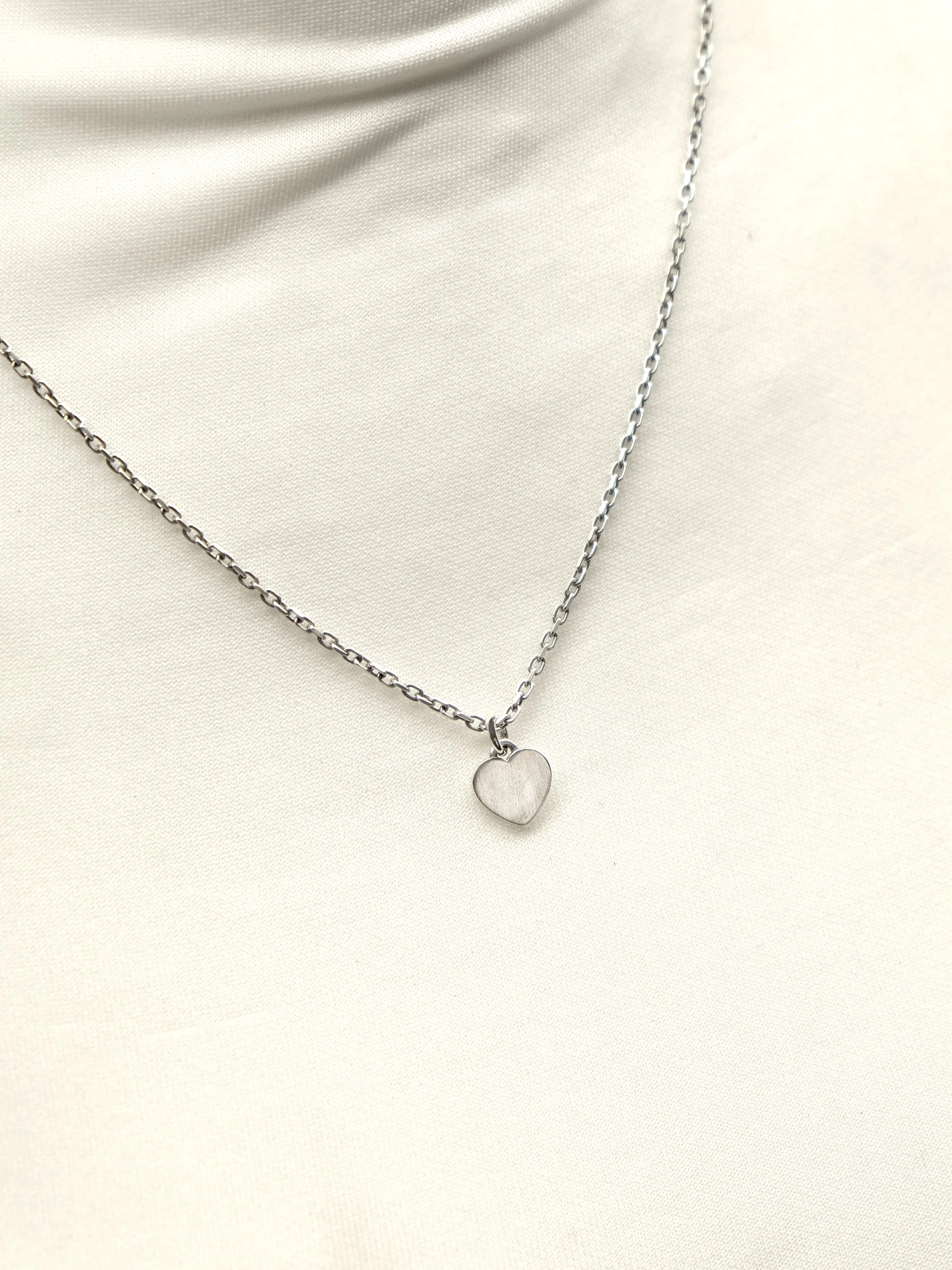 10.2 LOVE HEART FLAT SHOP IMAGE MANNEQUIN.jpg