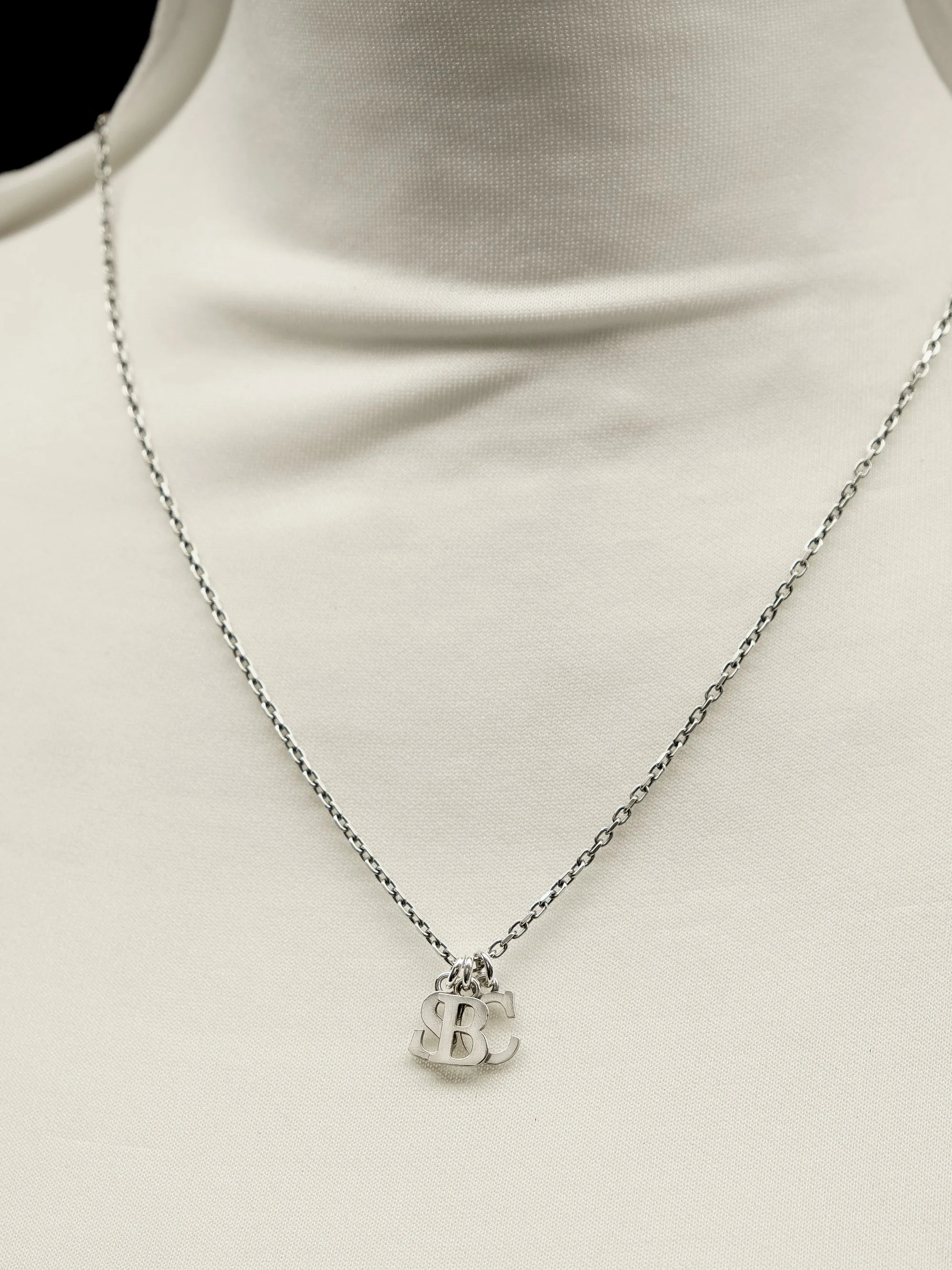 01.2 NUMBERS & LETTERS SHOP IMAGE MANNEQUIN.jpg