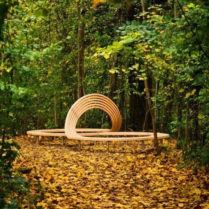 Das Resilienzband - unsere Station f&uuml;r Selbstwirksamkeit und innere St&auml;rke im @lifegarden_zurich 

Das Band symbolisiert die&nbsp;dynamische Natur von Resilienz: Wir passen uns immer wieder an stressige Situationen und Herausforderungen an.