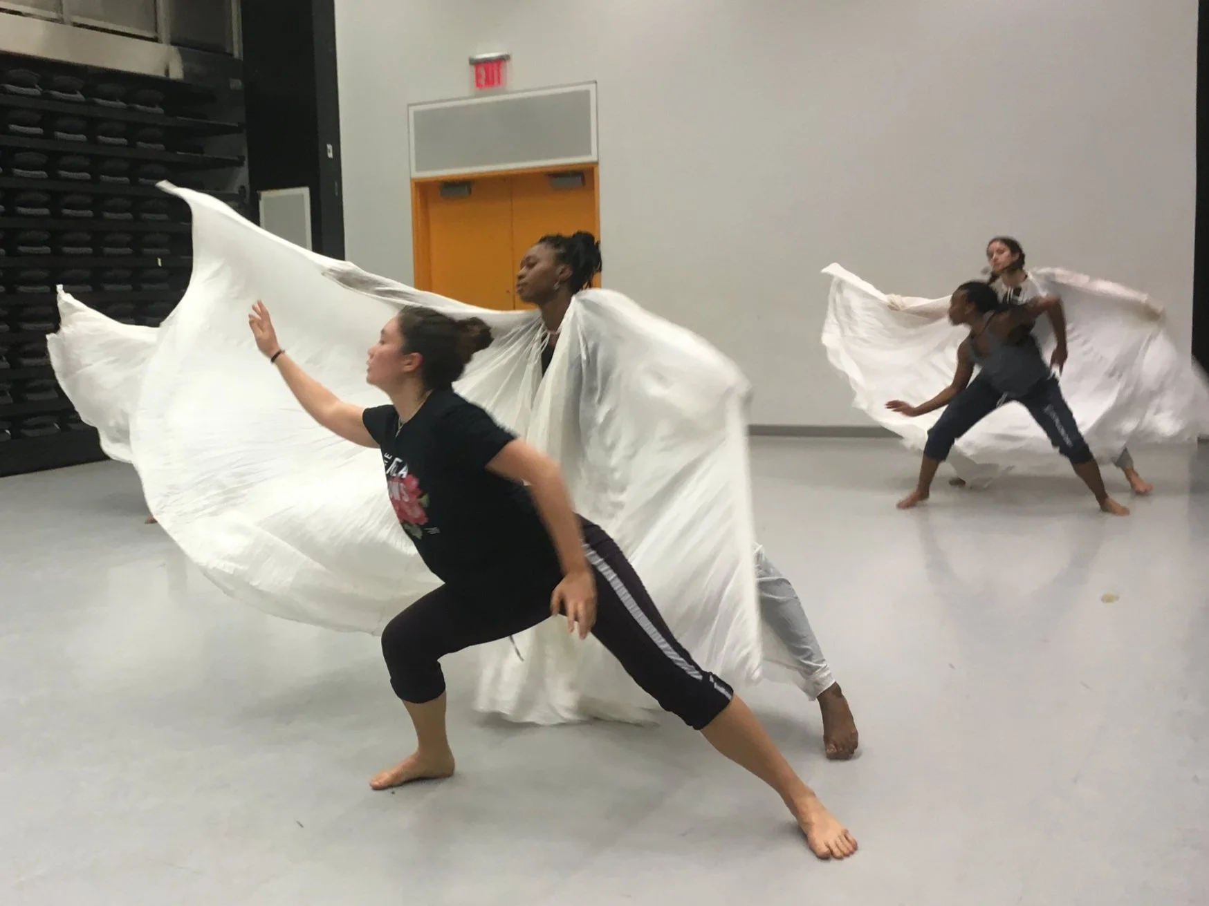 Ailey BFA students rehearsing Turbulence