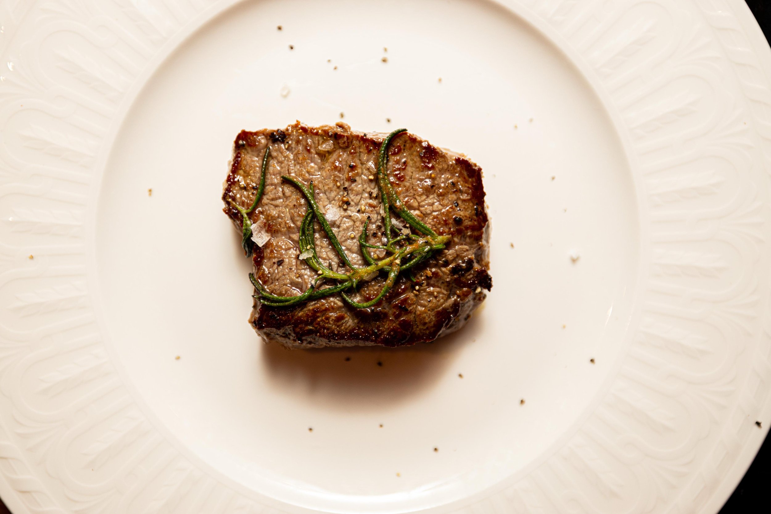 Näin paistat täydellisen naudan ulkofileepihvin