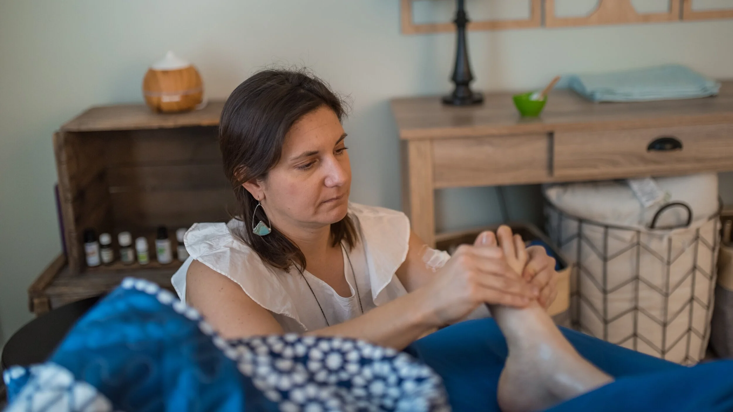 Roots & Tides Massage Yoga