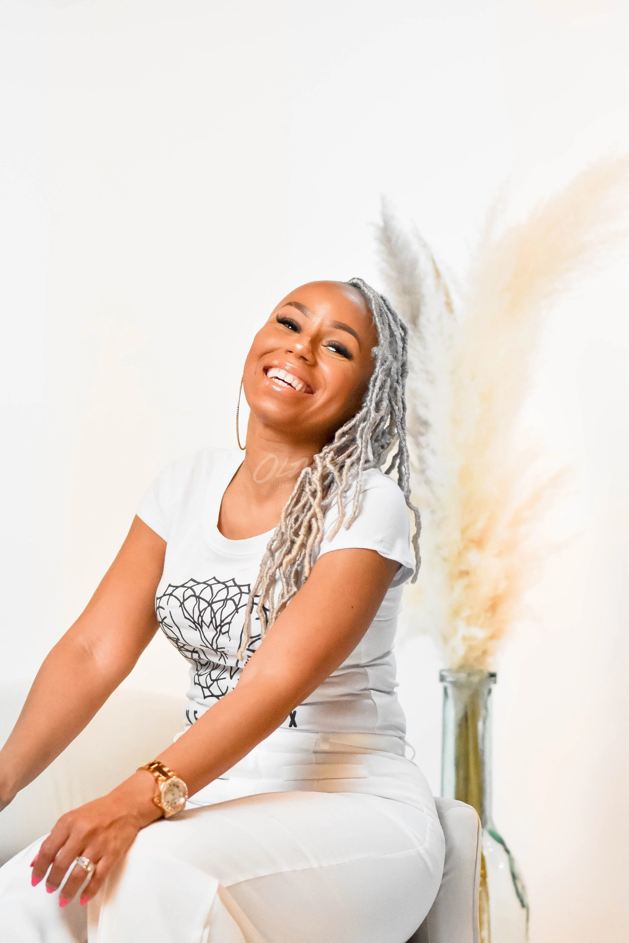 La'Toya, owner of Vertueux Beaute Lash Studio