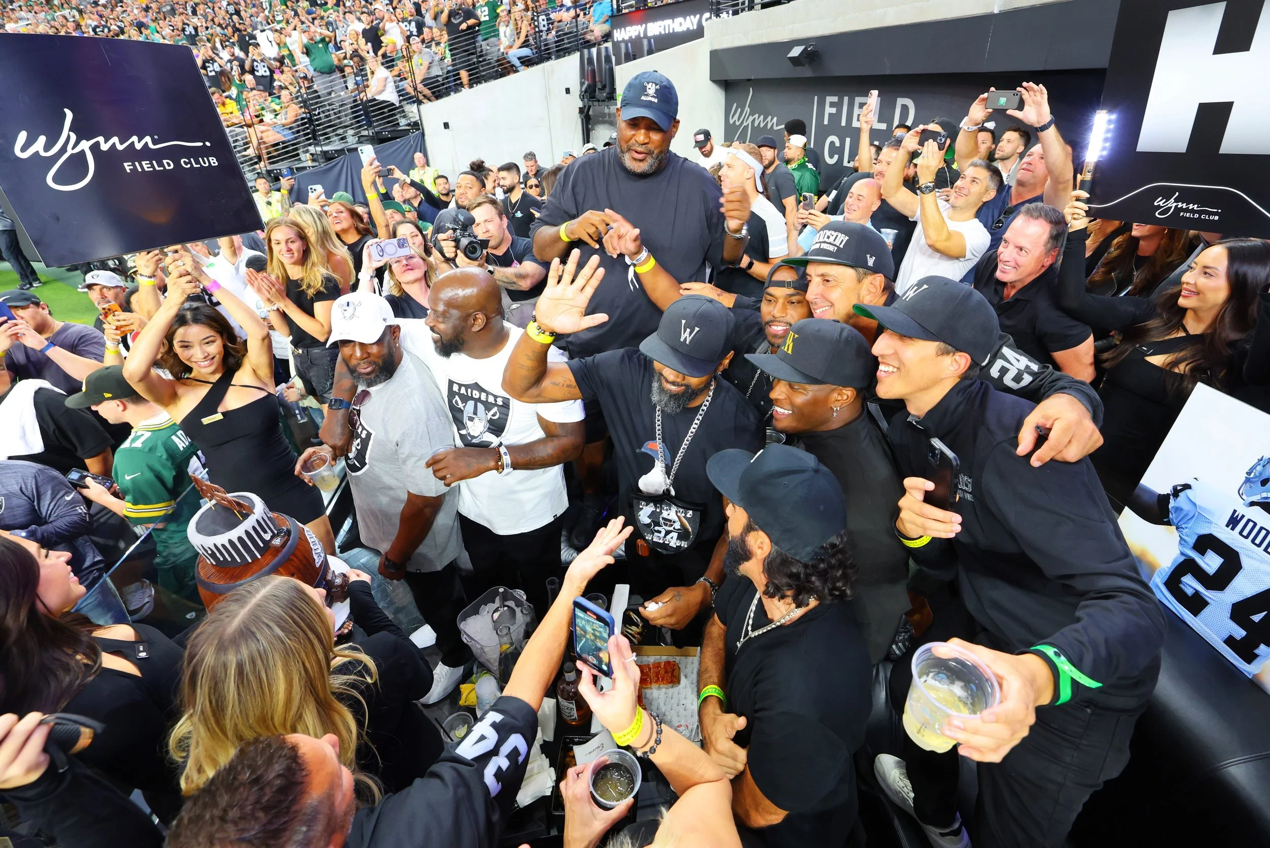 _Exclusive Experience_ .jpeg