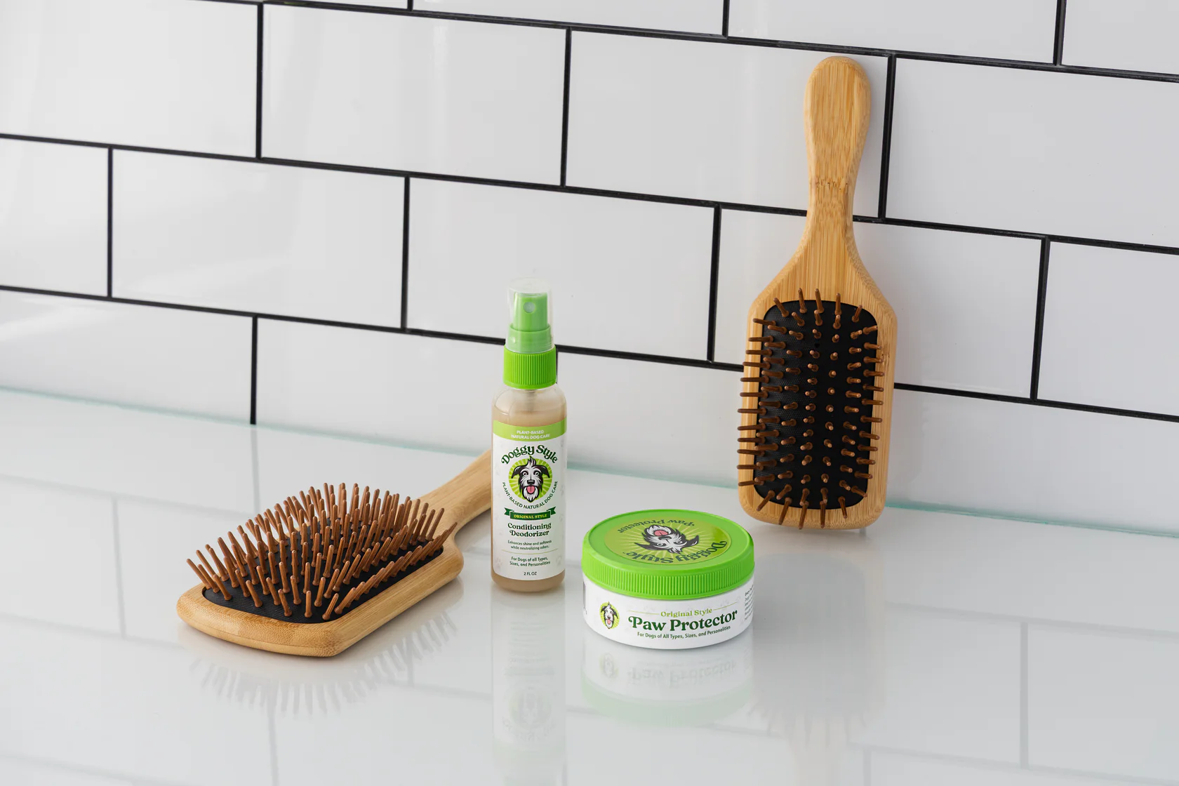 Brush_LG_SM_Spray_Paw_Protector.png