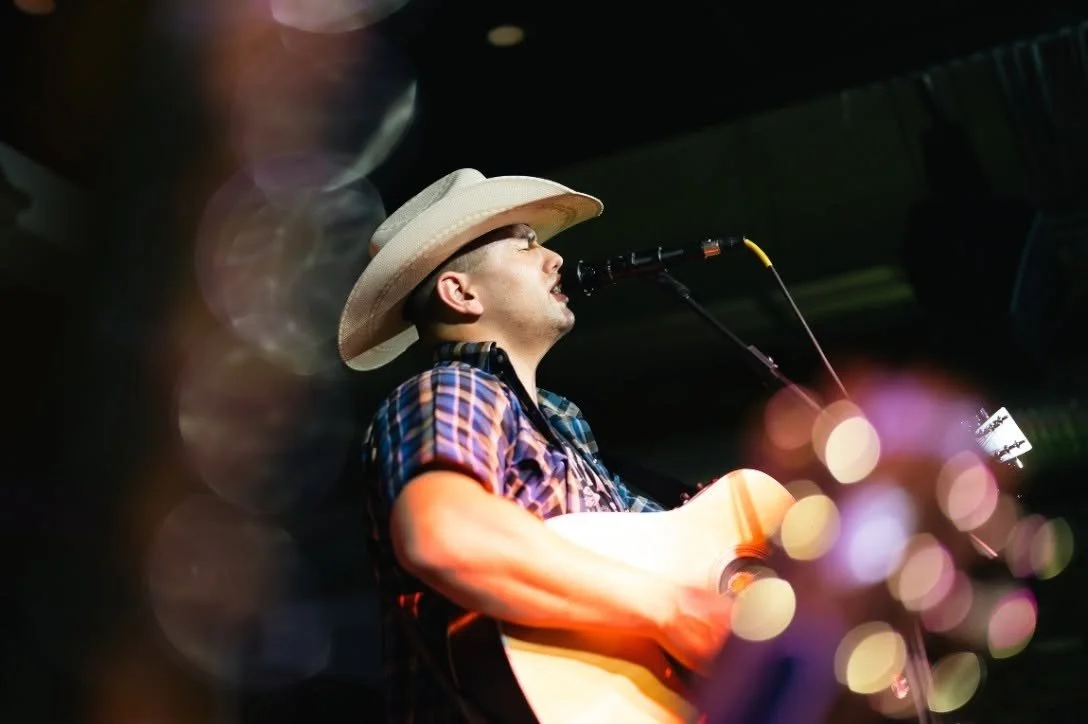 In the Dust with the Michael Bruce Duo