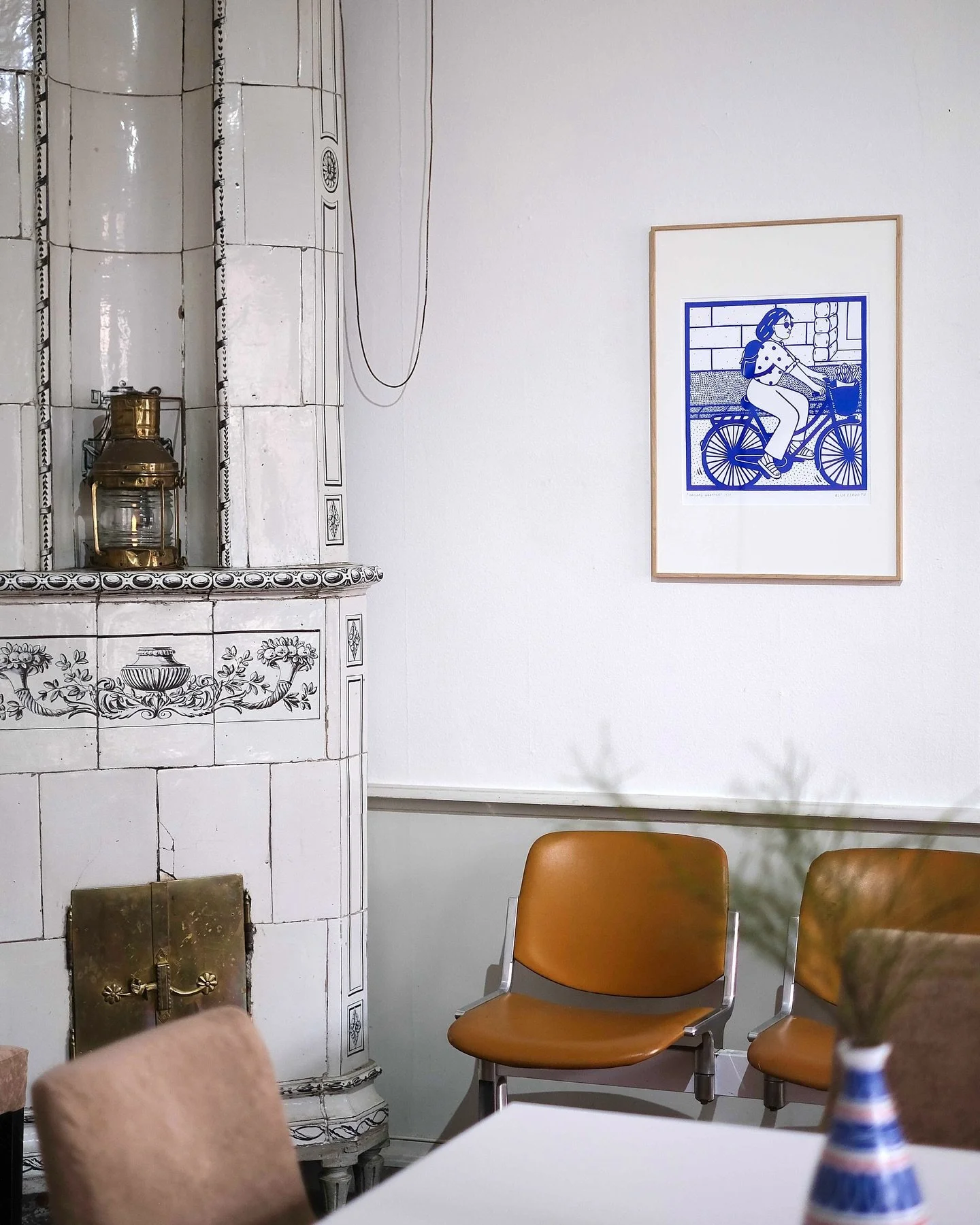 mini spontaneous exhibition at @gathenhielmskahuset ✨

#art #blueart #exhibition #limitededitionart #gicleeprint