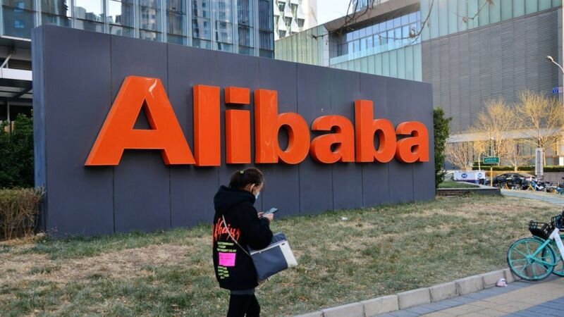 Alibaba: China impone una multa récord de US$2.400 millones al gigante minorista.