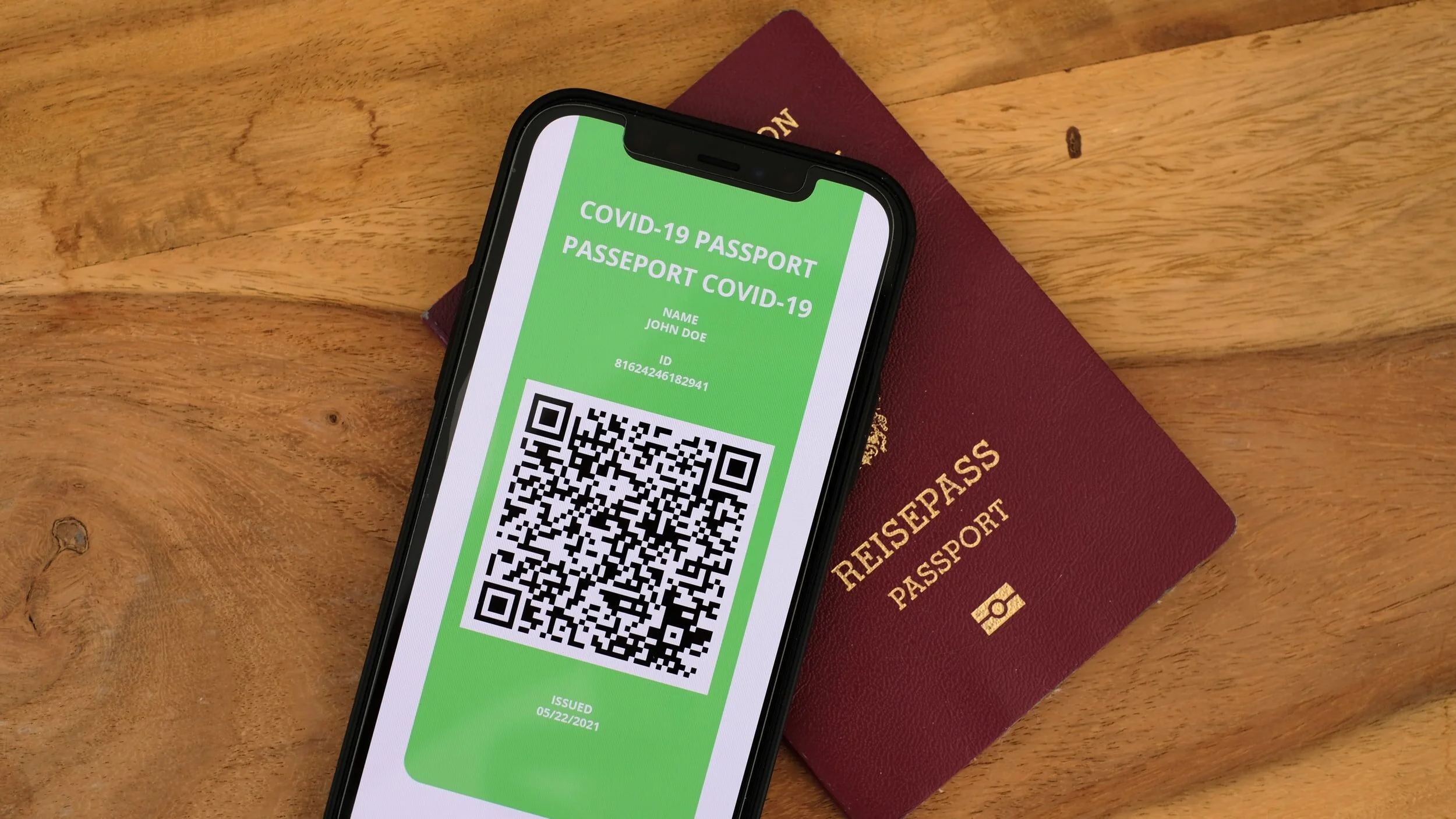 Los gobiernos, a través de la colaboración y sirviéndose de los datos disponibles y las soluciones digitales, desempeñan un papel crucial en la reanudación y la recuperación del turismo