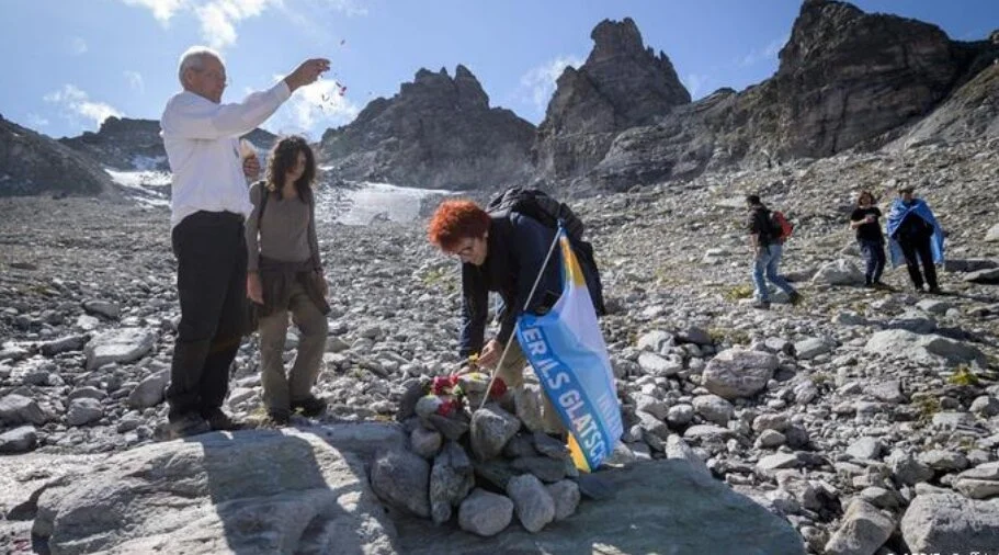 Glaciólogo suizo constata dramático deshielo a causa del cambio climático