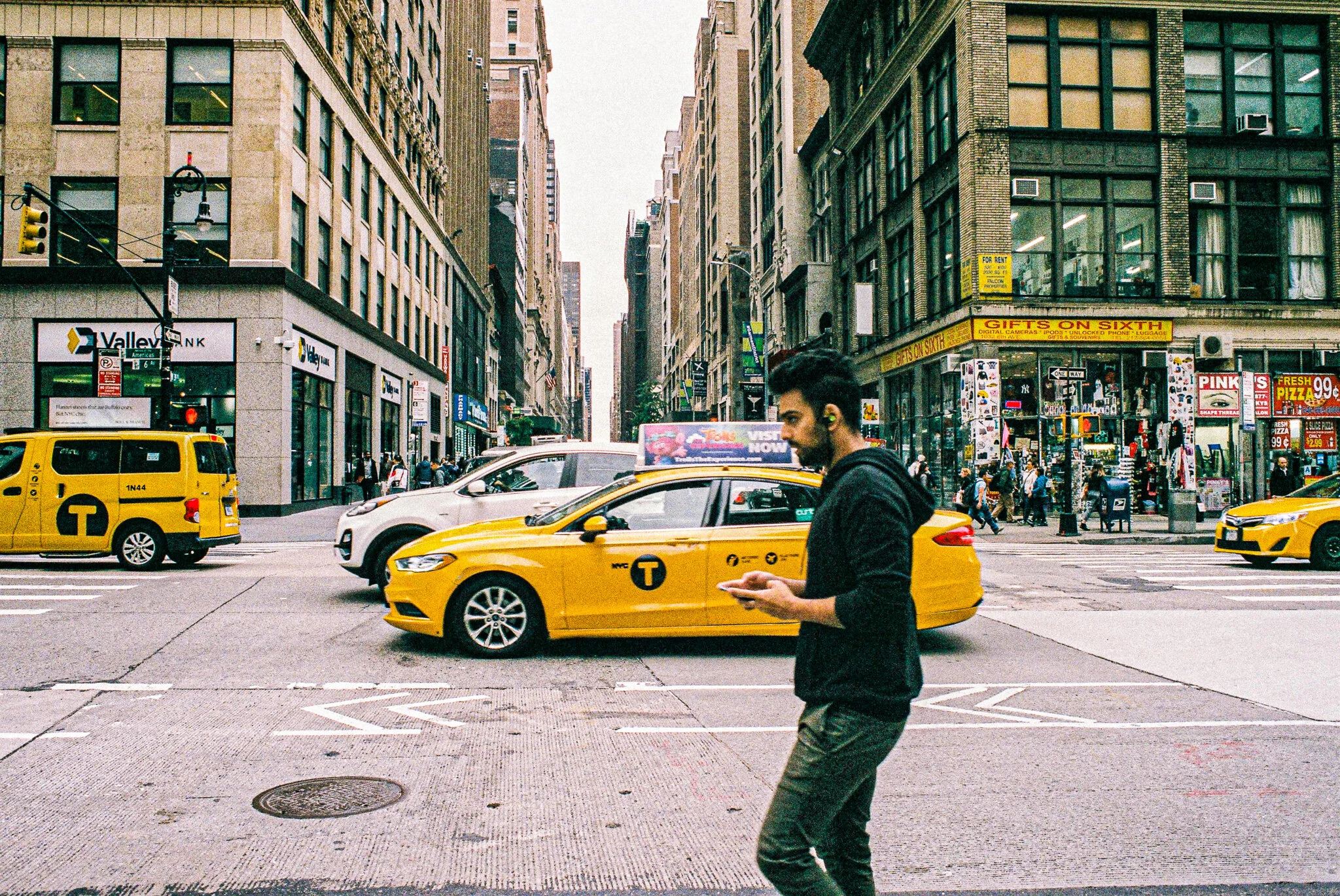 a753868-R1-02-3.jpg