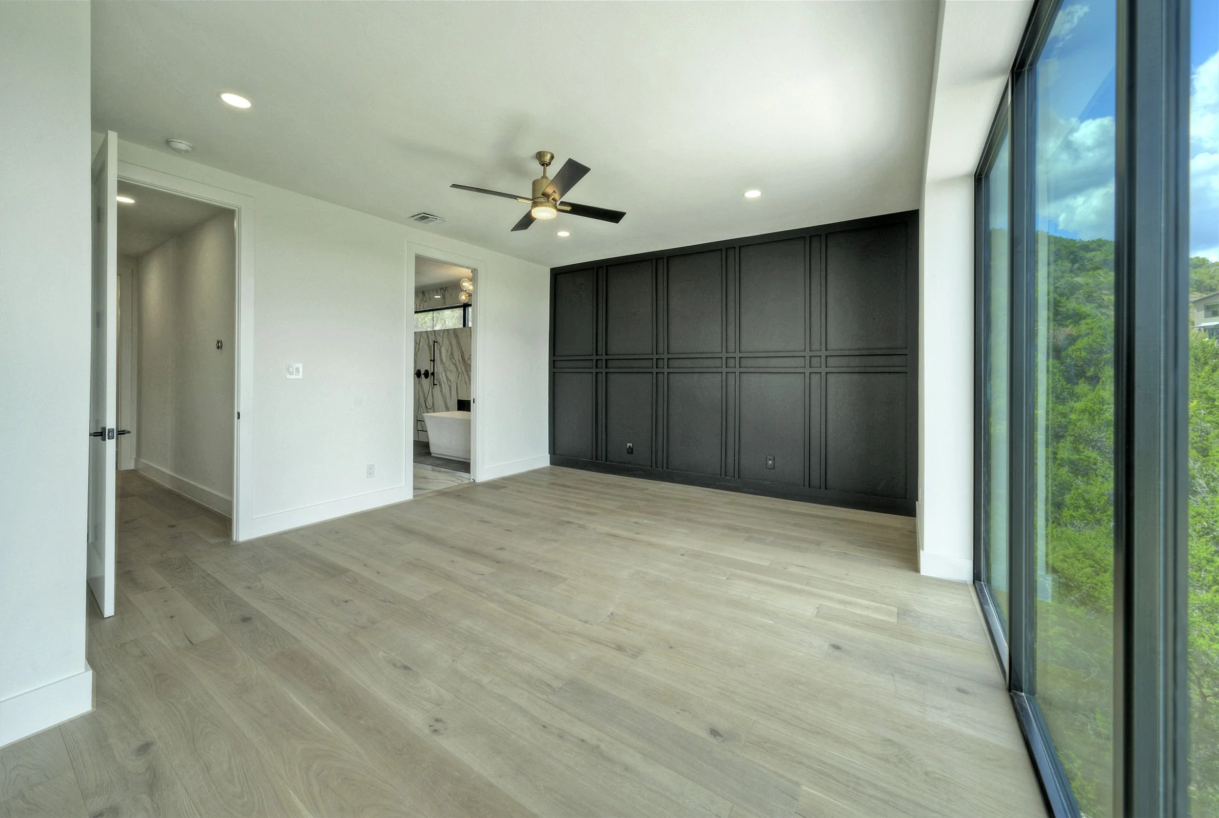Primary Bedroom.jpg