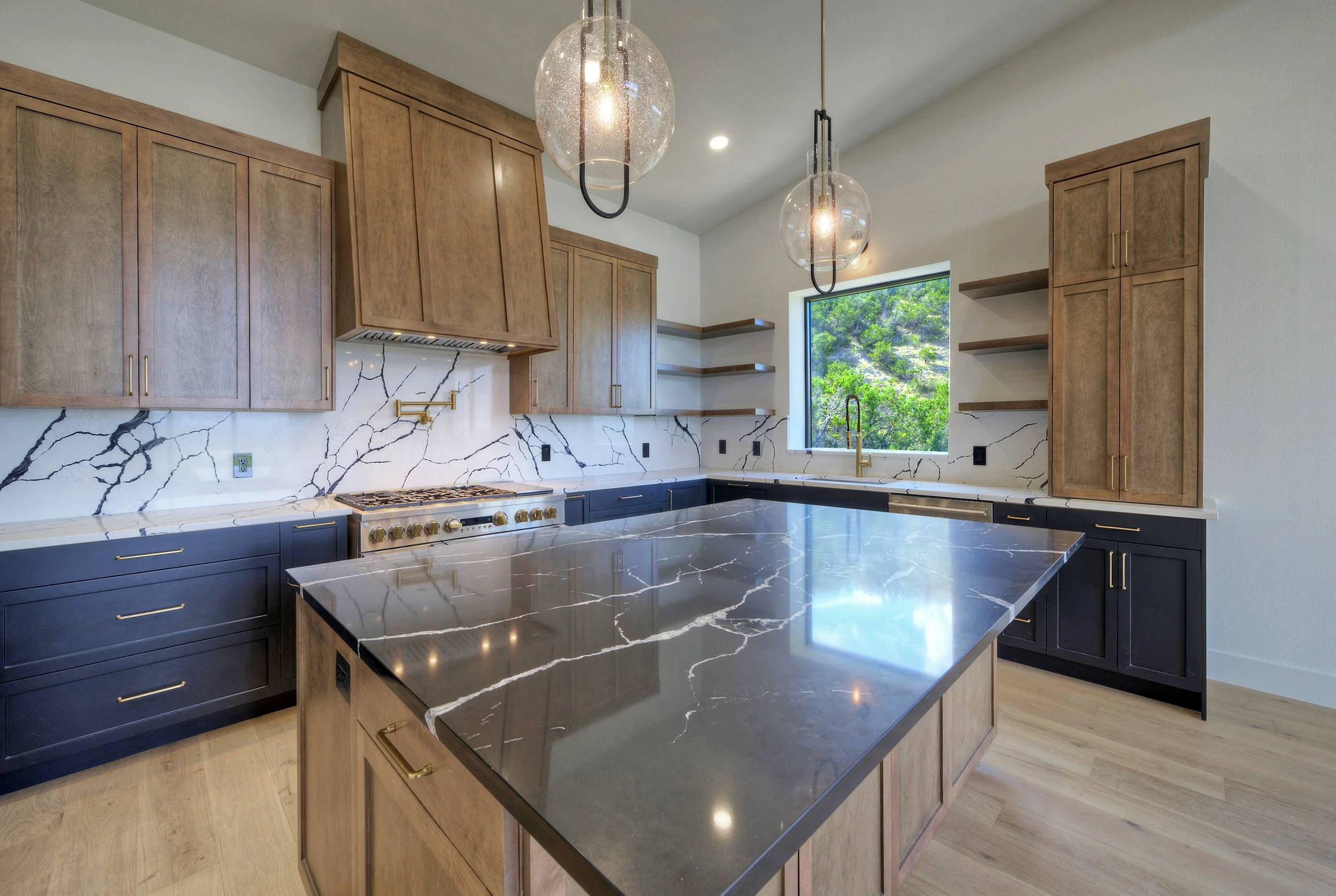 Kitchen 6.jpg