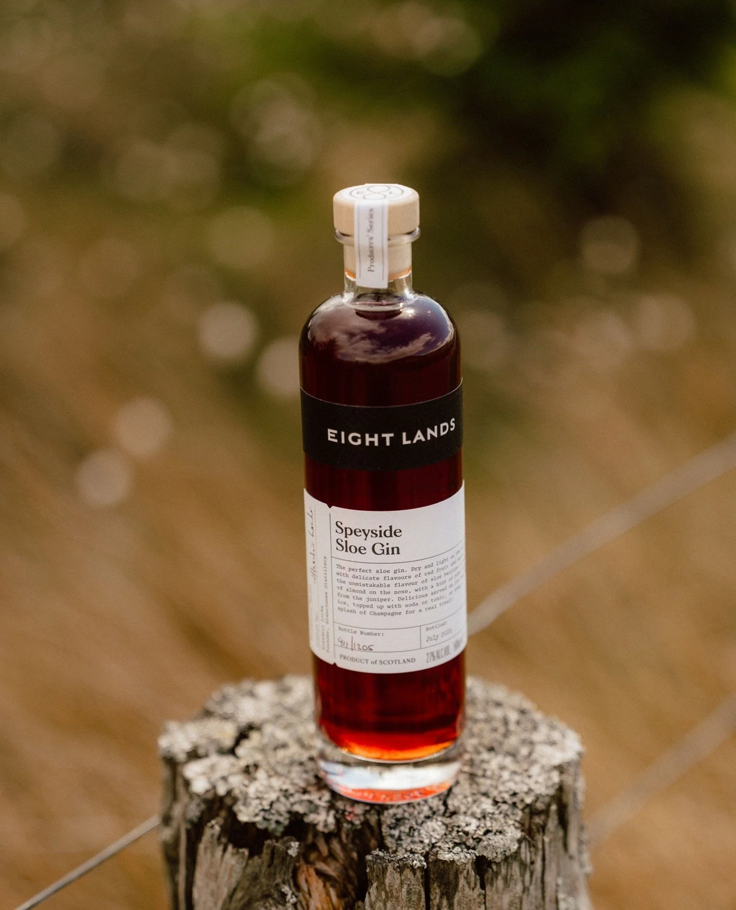 As autumn settles in, it’s sloe season in Speyside, when the berries reach their peak after the first frost. Traditionally foraged from hedgerows once the cold has softened their tartness, these deep purple fruits signal the start of slower day
